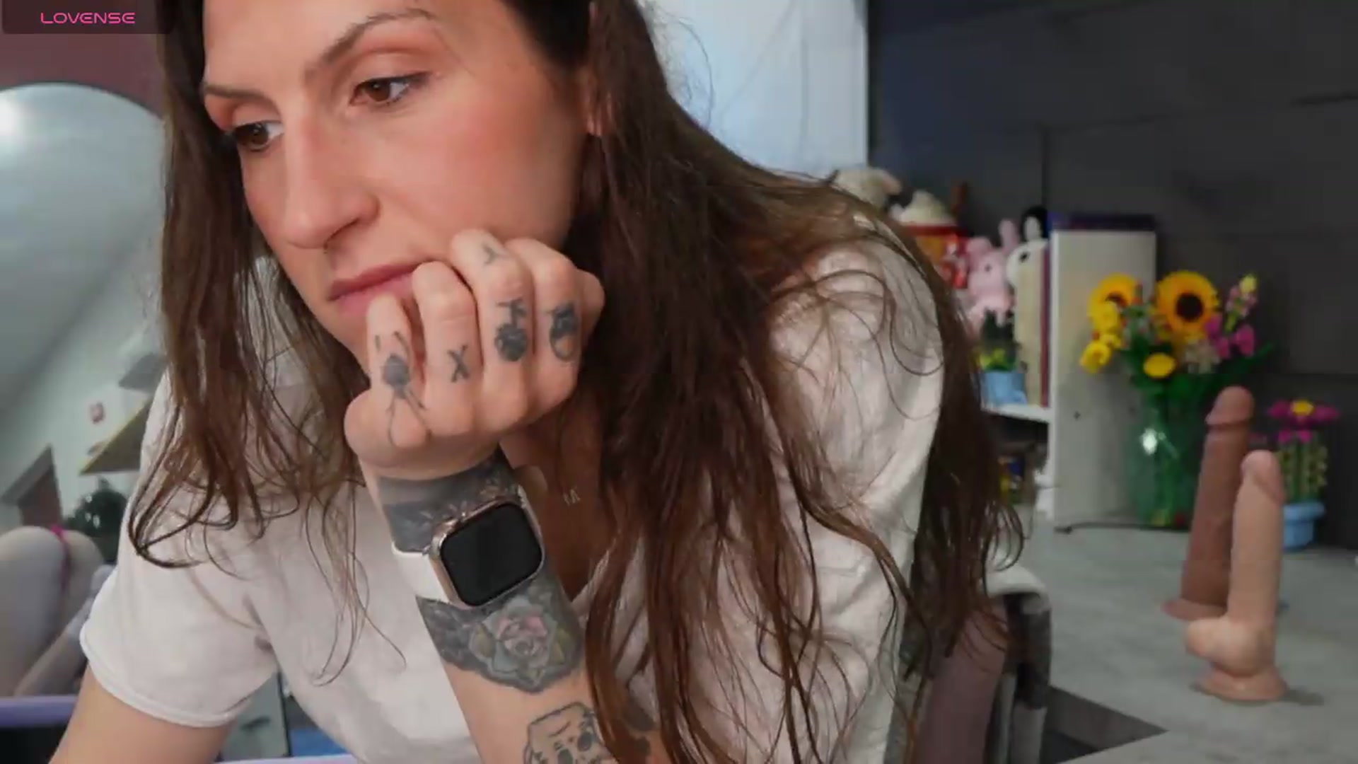 Gallery image thumbnail from just_erika's myfreecams stream on, 05/12/2026, 20:06 image 8 of 20