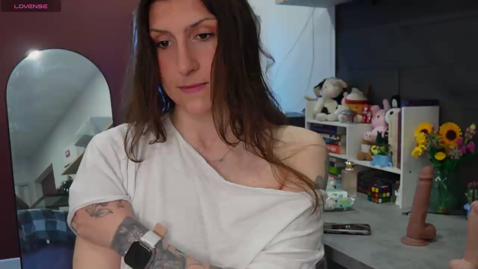 Gallery image thumbnail from just_erika's myfreecams stream on, 05/12/2026, 20:06 image 4 of 20