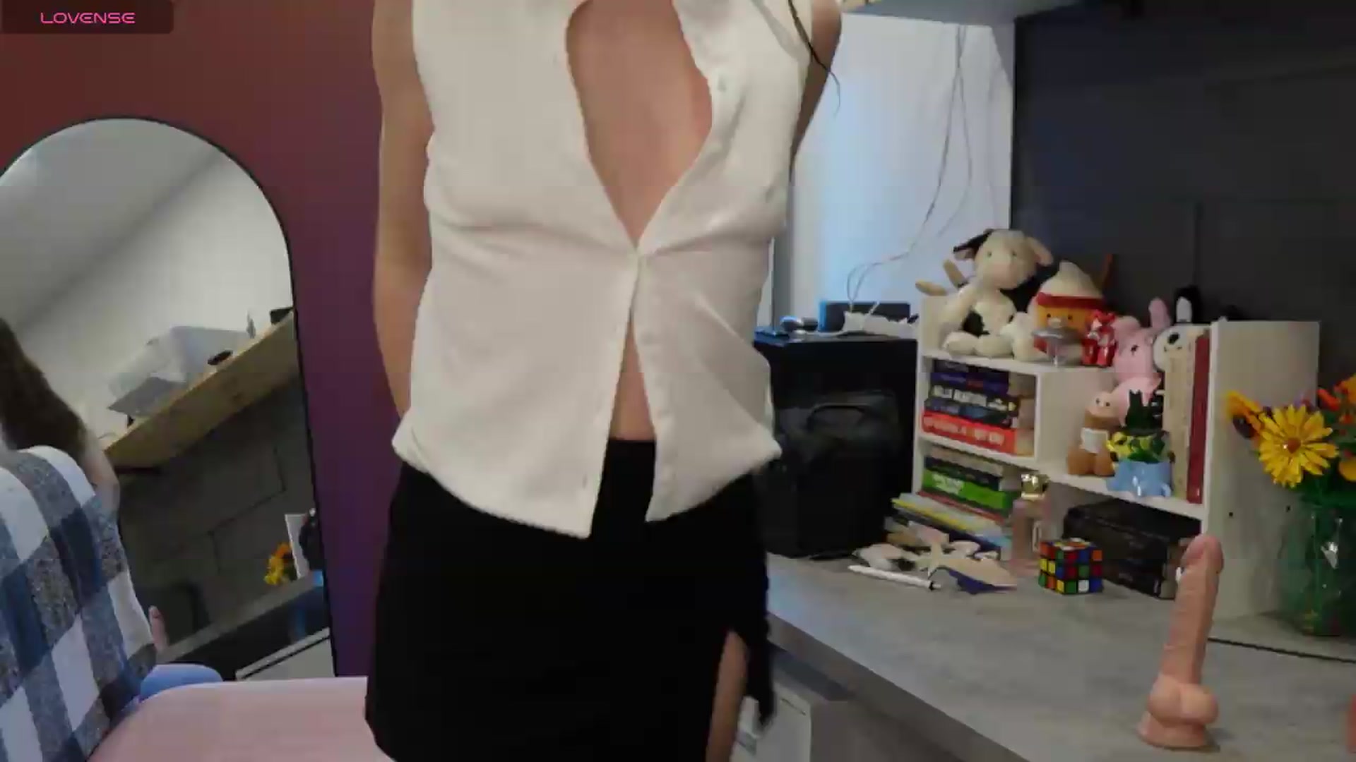 Gallery image thumbnail from just_erika's myfreecams stream on, 05/21/2026, 17:45 image 9 of 20