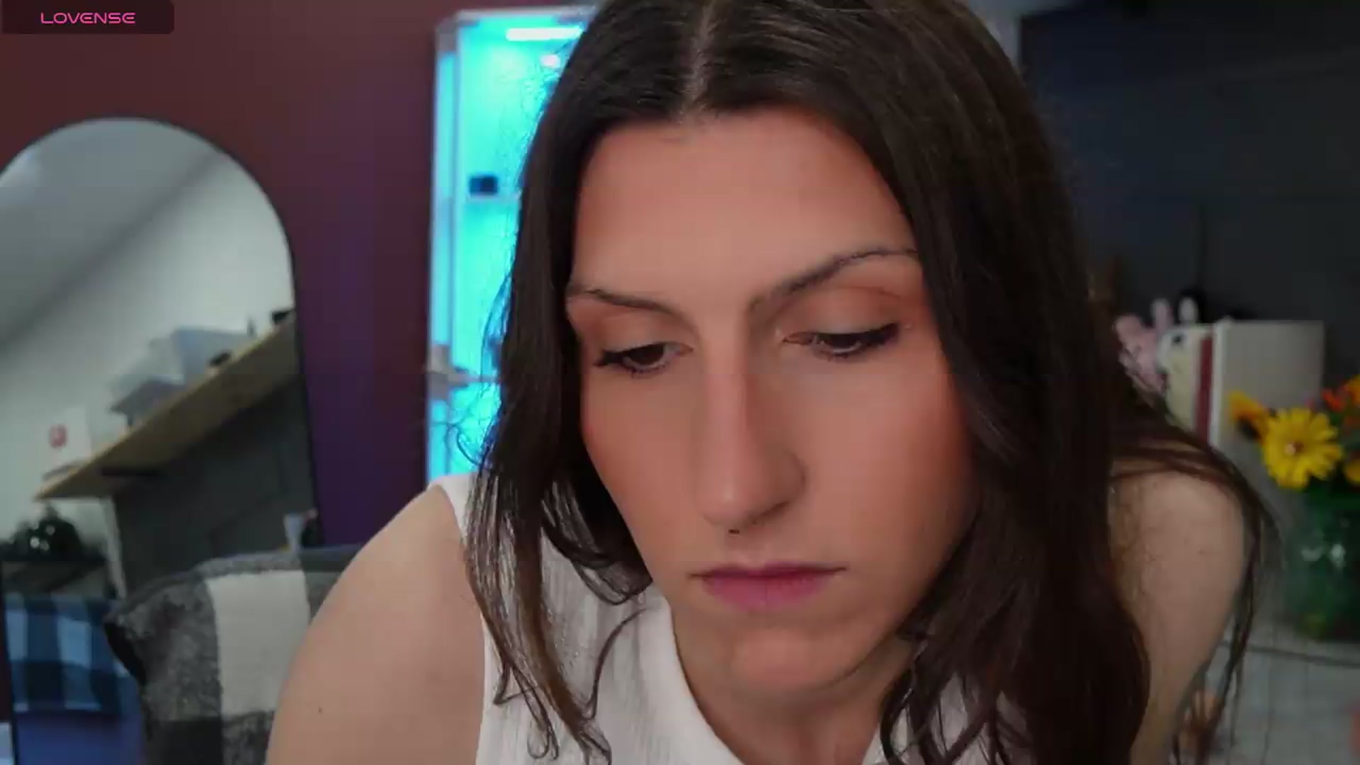 Gallery image thumbnail from just_erika's myfreecams stream on, 05/21/2026, 17:45 image 18 of 20