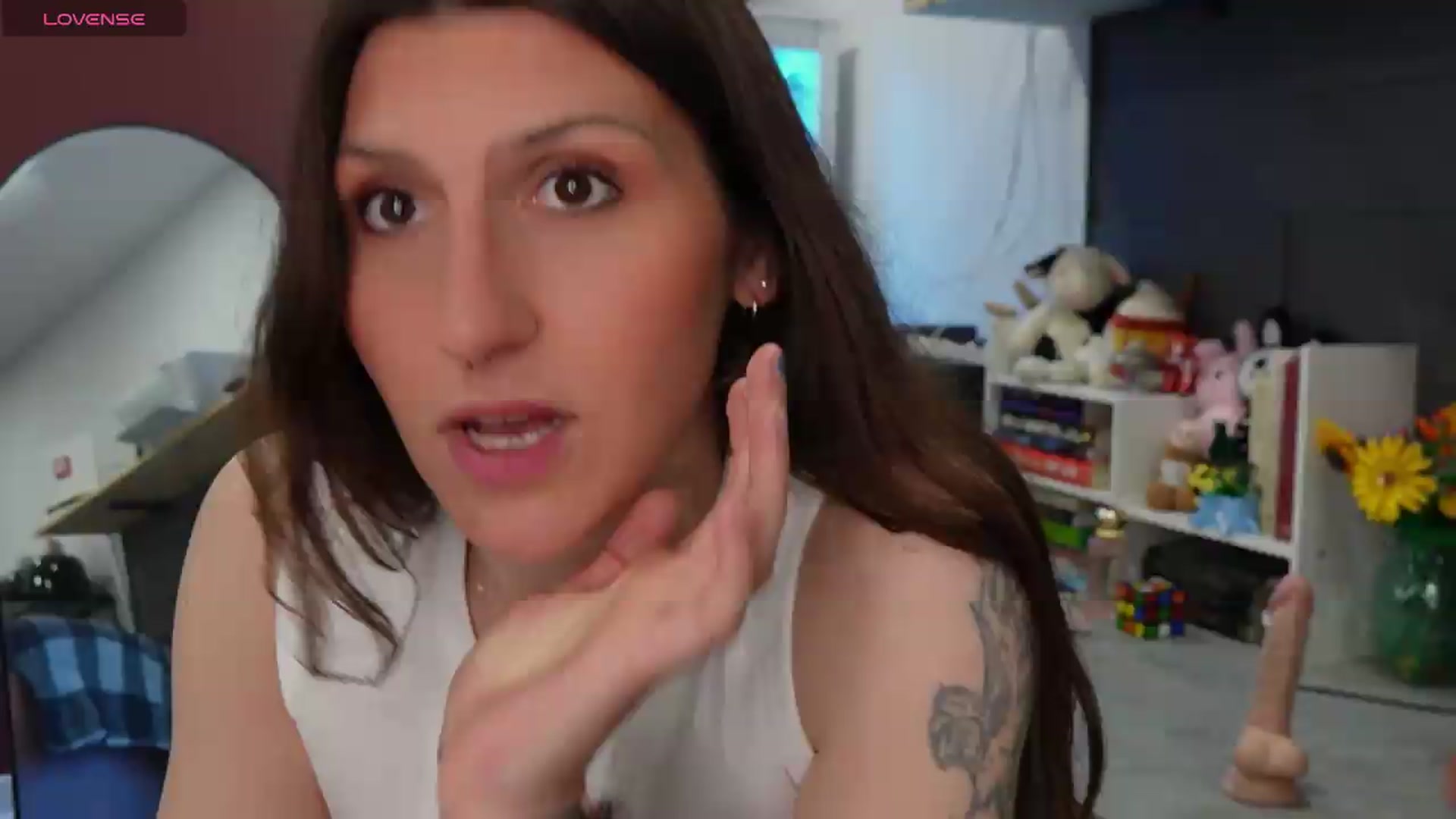 Gallery image thumbnail from just_erika's myfreecams stream on, 05/21/2026, 17:45 image 8 of 20