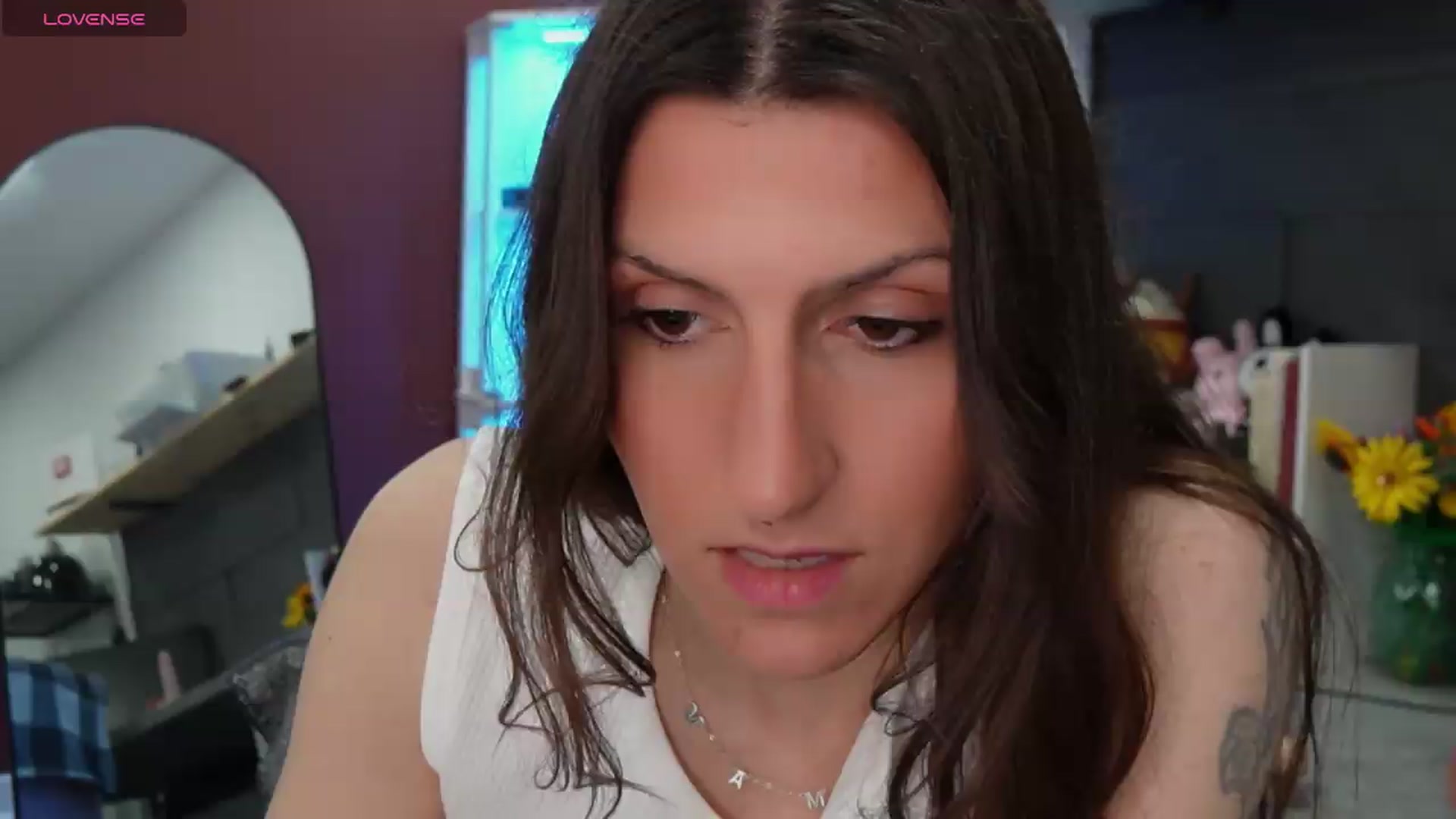 Gallery image thumbnail from just_erika's myfreecams stream on, 05/21/2026, 17:45 image 19 of 20