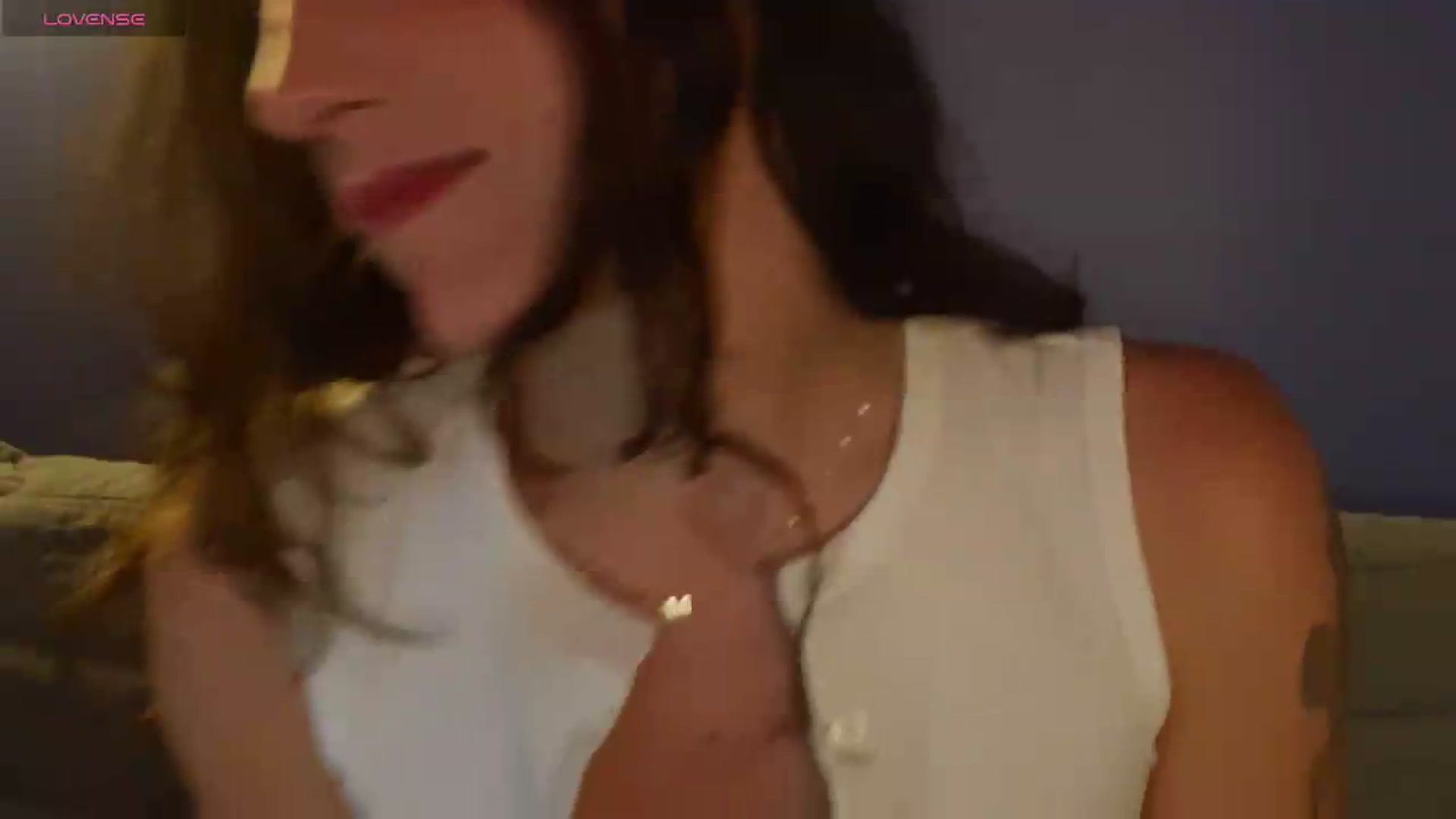 Gallery image thumbnail from just_erika's myfreecams stream on, 07/06/2026, 02:34 image 12 of 20