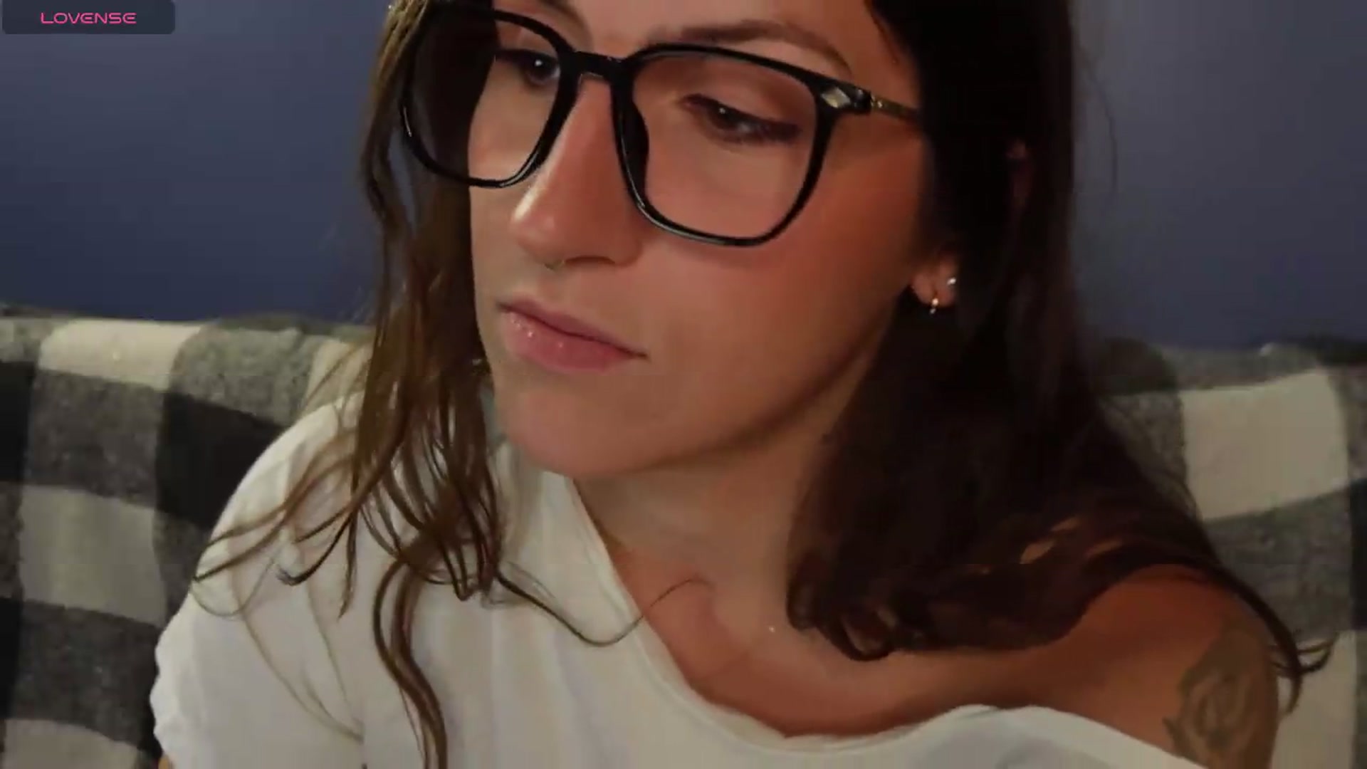 Gallery image thumbnail from just_erika's myfreecams stream on, 07/21/2026, 03:47 image 15 of 20