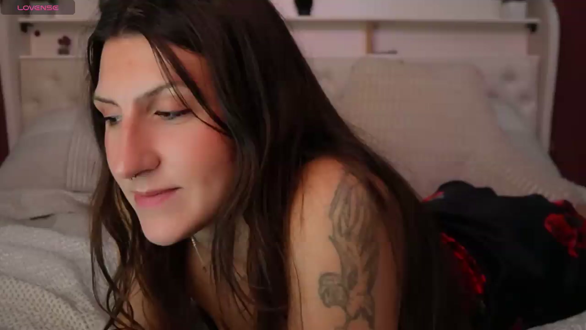Gallery image thumbnail from just_erika's myfreecams stream on, 08/12/2026, 04:52 image 1 of 20