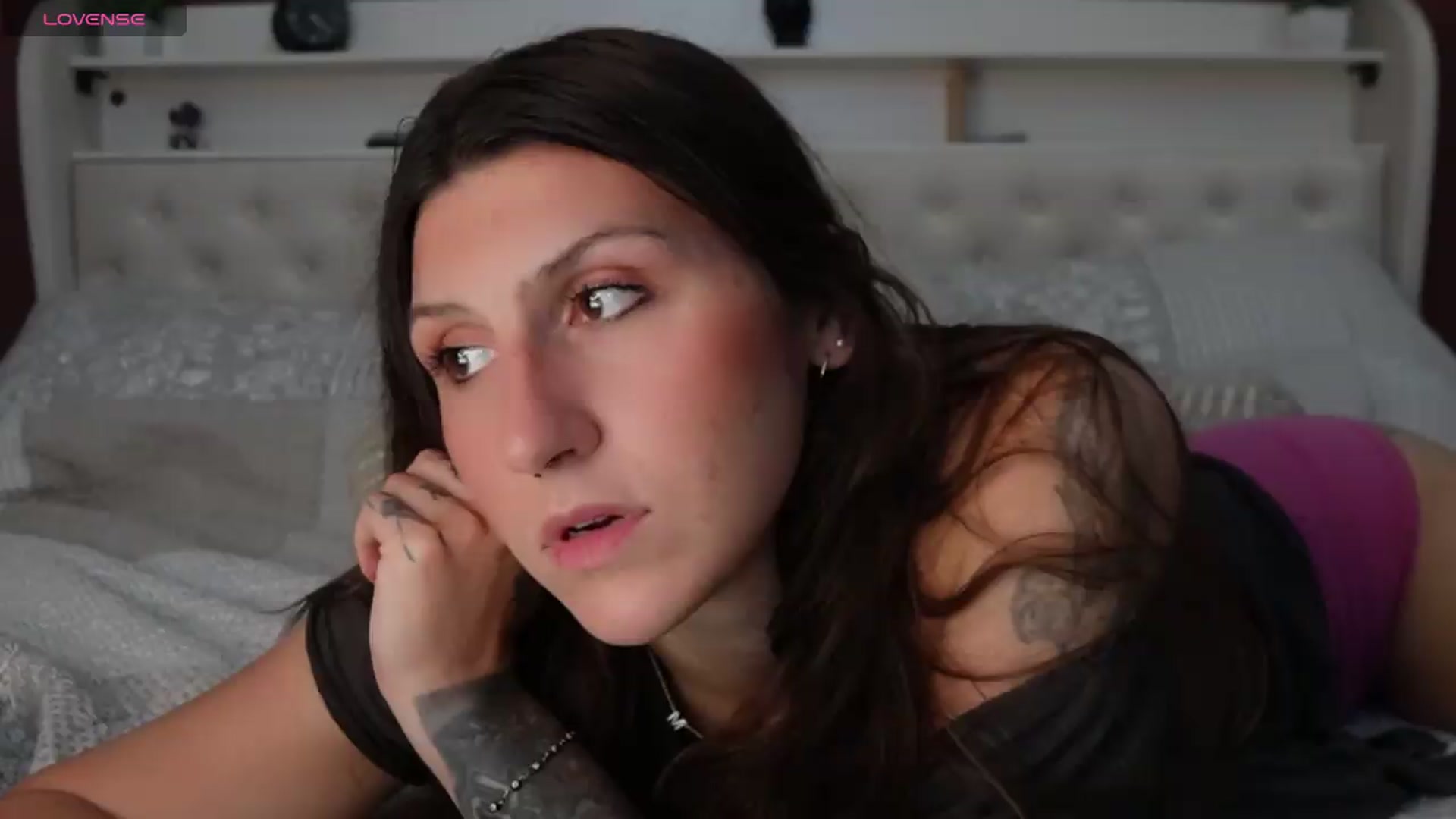 Gallery image thumbnail from just_erika's myfreecams stream on, 08/13/2026, 03:14 image 4 of 20