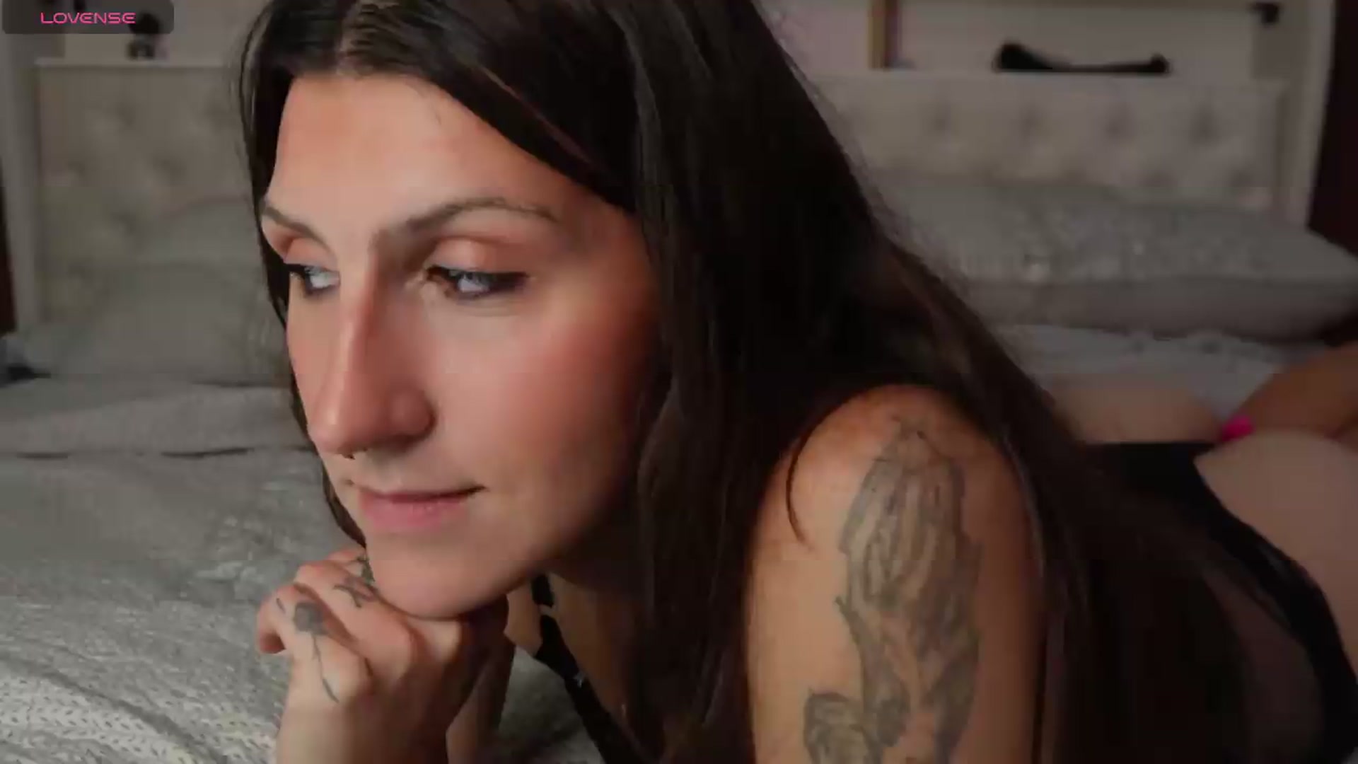 Gallery image thumbnail from just_erika's myfreecams stream on, 08/17/2026, 03:56 image 10 of 20