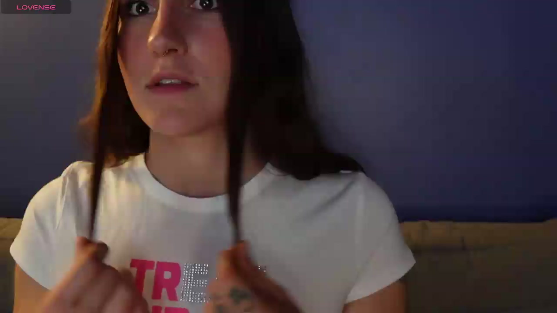 Gallery image thumbnail from just_erika's myfreecams stream on, 08/23/2026, 03:22 image 18 of 20