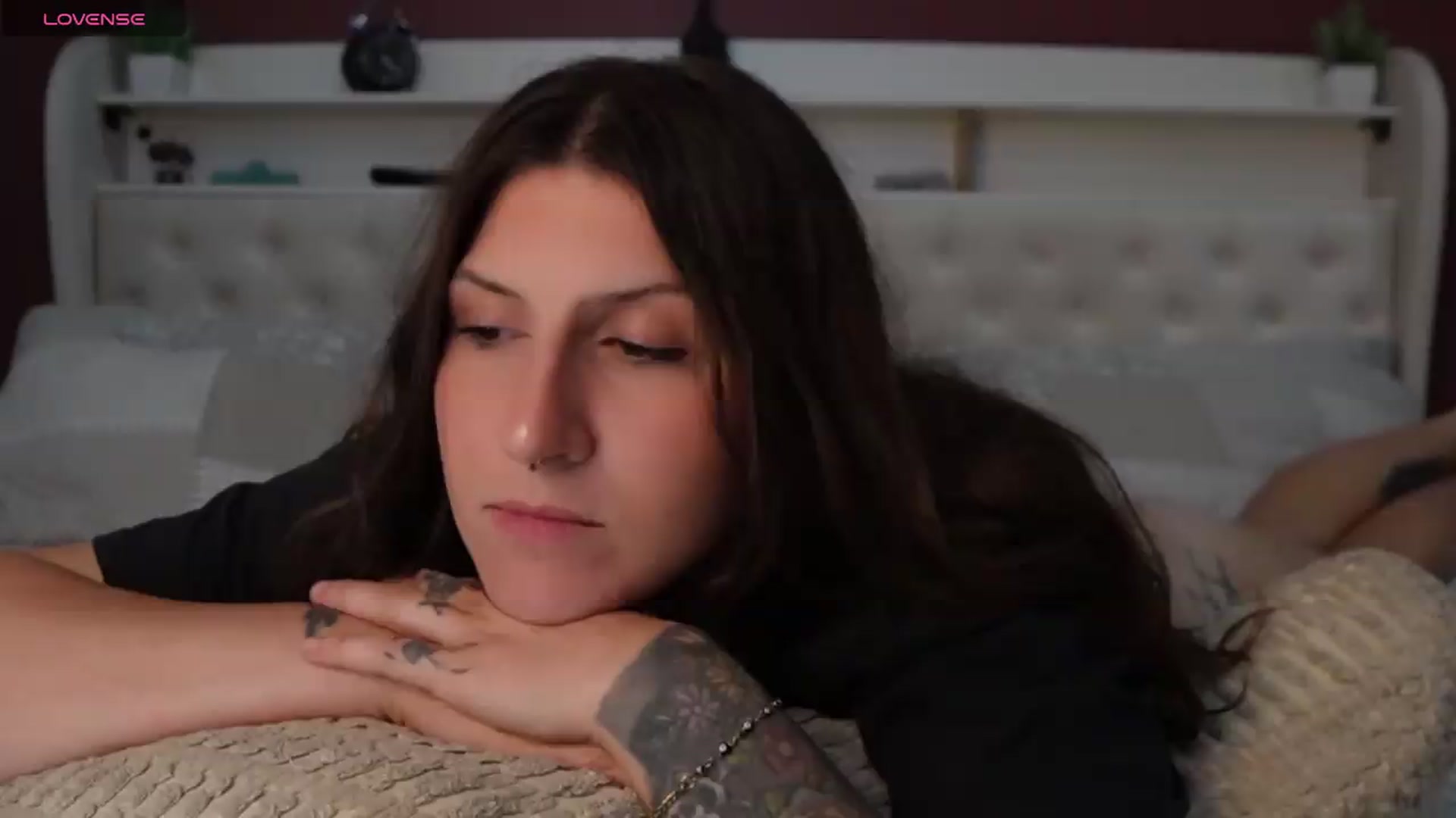 Gallery image thumbnail from just_erika's myfreecams stream on, 09/11/2026, 03:06 image 2 of 20