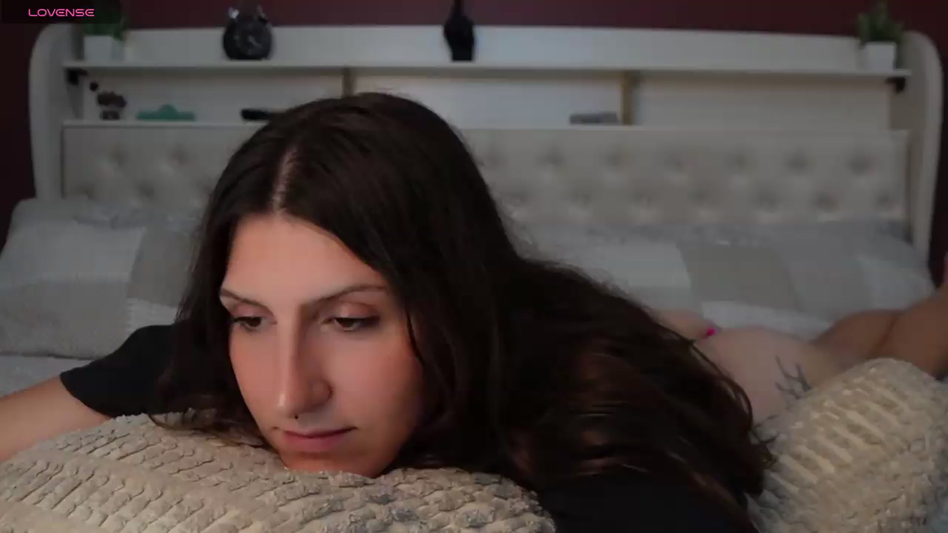 Gallery image thumbnail from just_erika's myfreecams stream on, 09/11/2026, 03:06 image 12 of 20