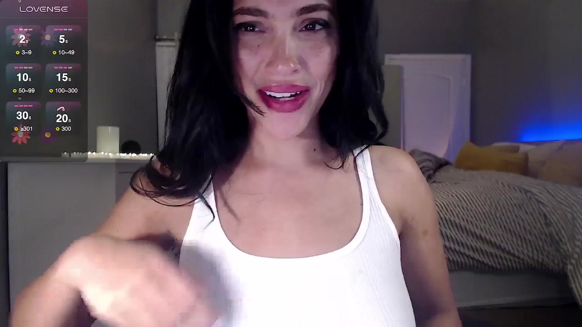 Gallery image thumbnail from justagirl_'s myfreecams stream on, 05/22/2024, 06:37 image 4 of 20