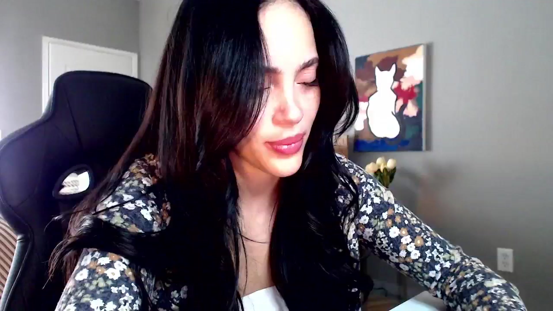 Gallery image thumbnail from justagirl_'s myfreecams stream on, 06/03/2024, 22:14 image 20 of 20