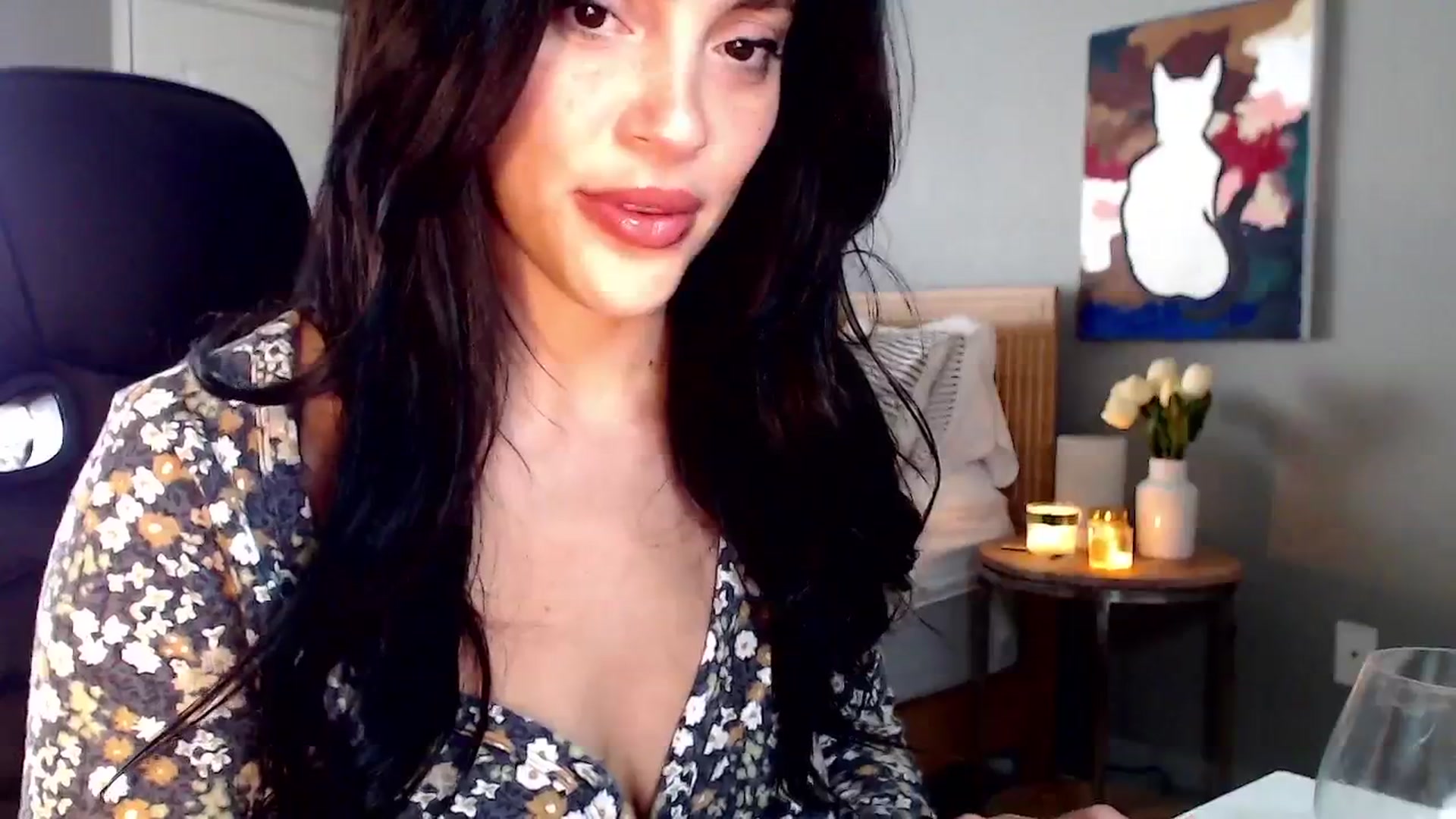 Gallery image thumbnail from justagirl_'s myfreecams stream on, 06/03/2024, 23:20 image 15 of 20