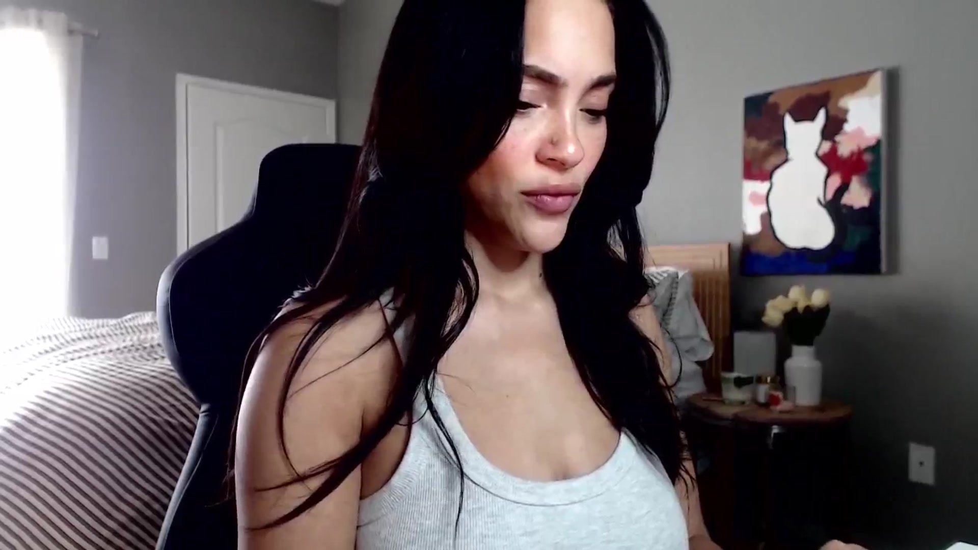 Gallery image thumbnail from justagirl_'s myfreecams stream on, 06/04/2024, 21:54 image 15 of 20