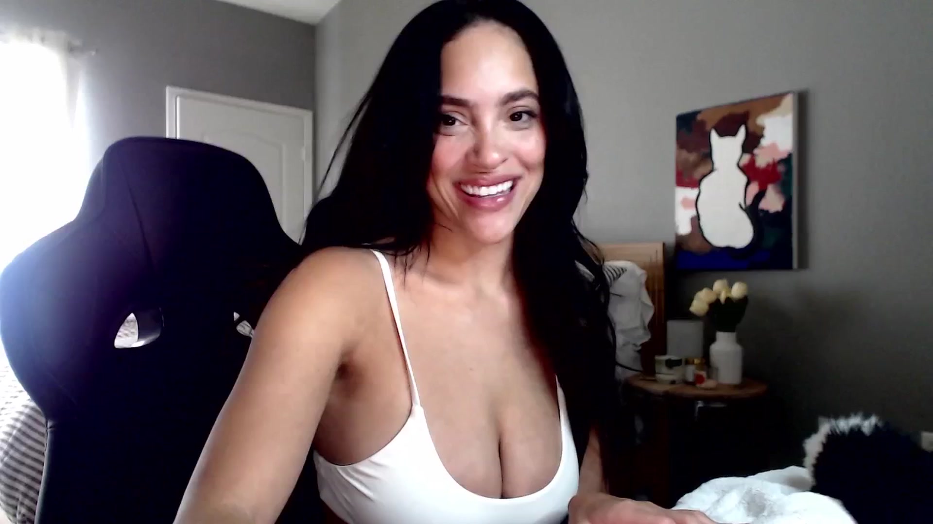 Gallery image thumbnail from justagirl_'s myfreecams stream on, 06/04/2024, 22:32 image 6 of 20