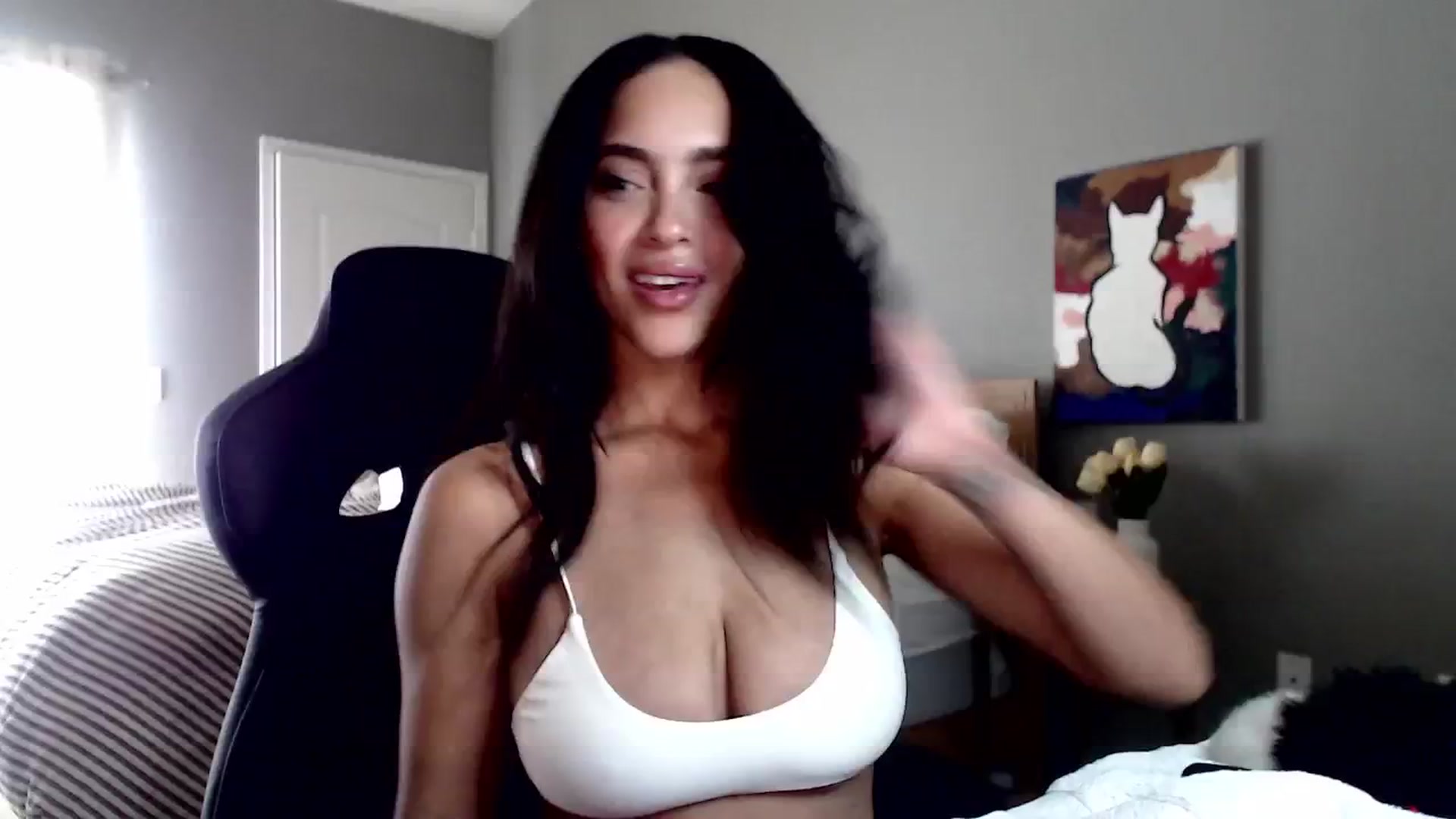 Gallery image thumbnail from justagirl_'s myfreecams stream on, 06/04/2024, 22:32 image 18 of 20