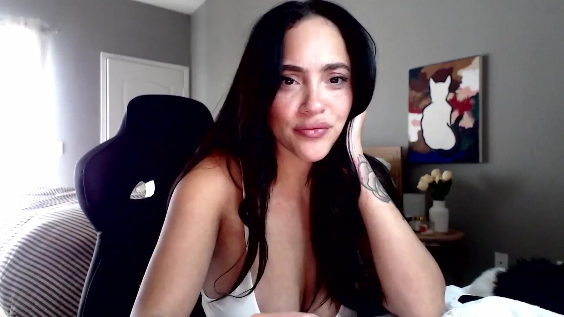 Gallery image thumbnail from justagirl_'s myfreecams stream on, 06/04/2024, 22:46 image 3 of 20