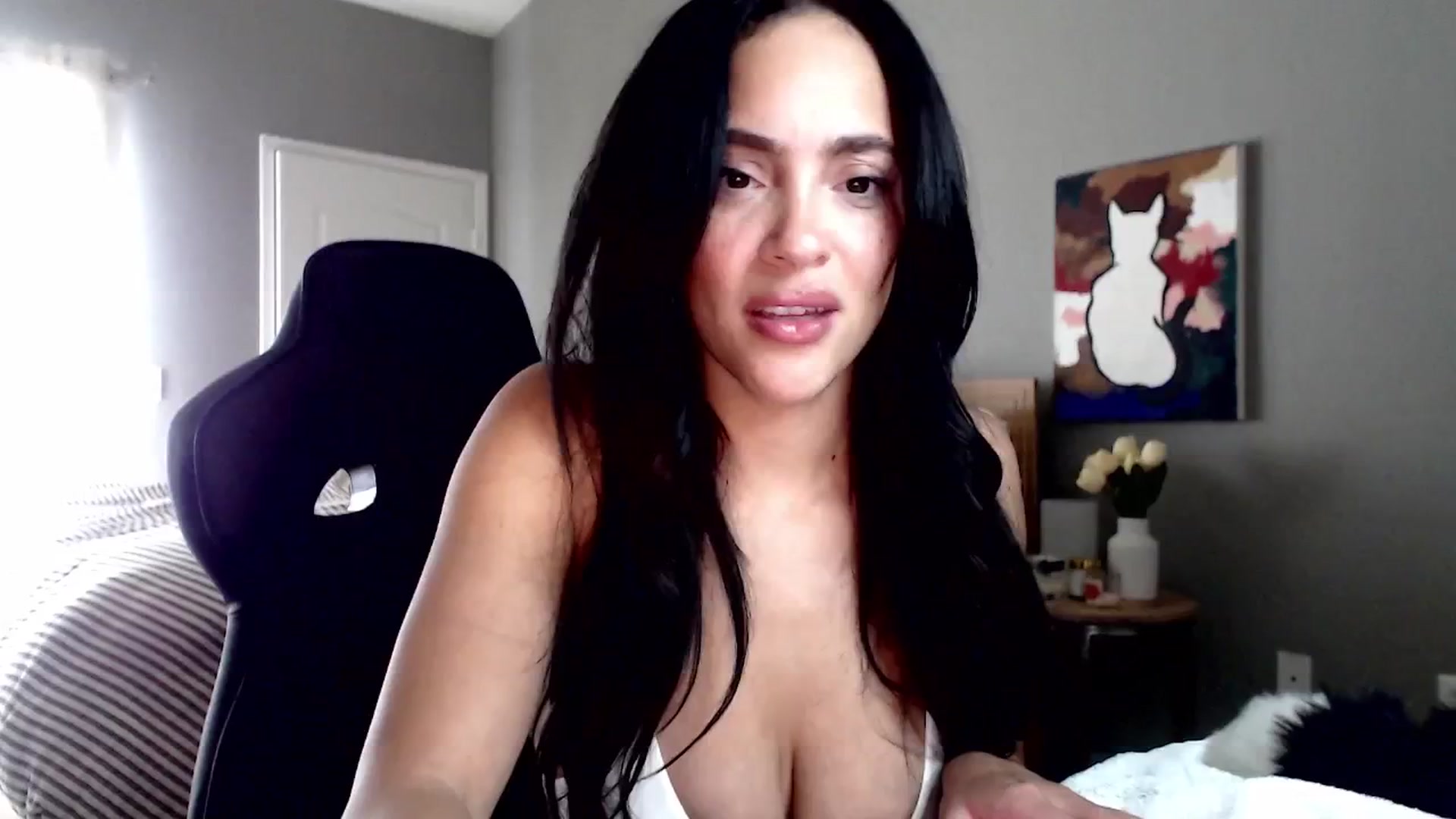 Gallery image thumbnail from justagirl_'s myfreecams stream on, 06/04/2024, 22:46 image 12 of 20