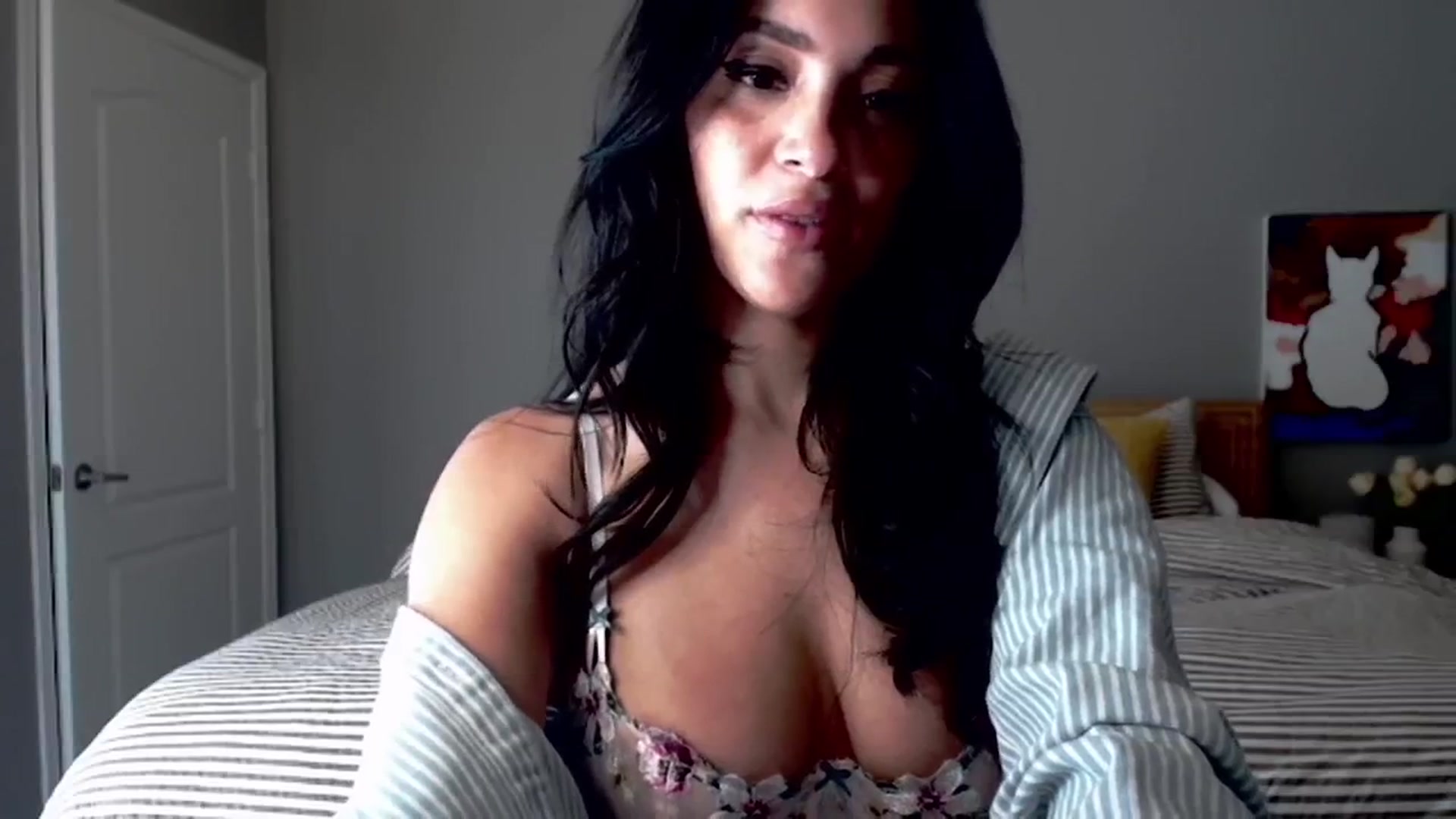 Gallery image thumbnail from justagirl_'s myfreecams stream on, 06/17/2024, 23:09 image 4 of 20