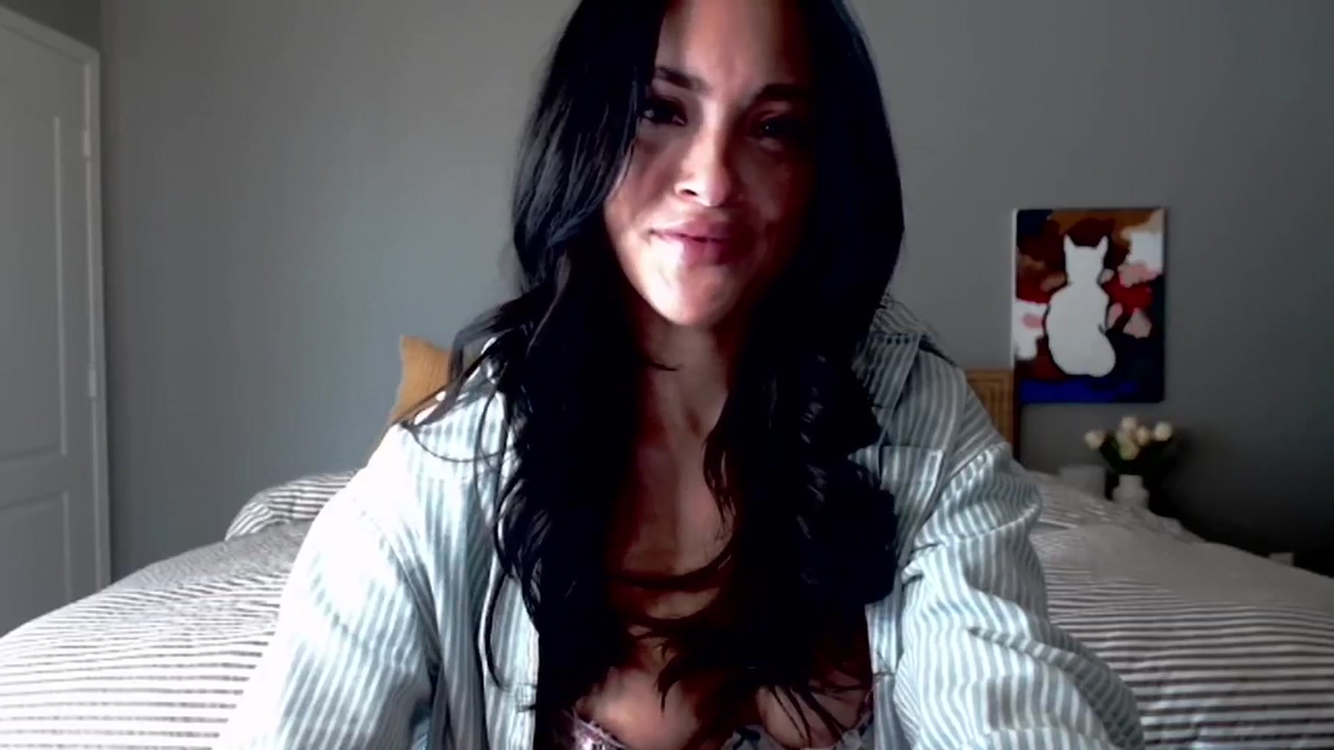 Gallery image thumbnail from justagirl_'s myfreecams stream on, 06/17/2024, 23:09 image 7 of 20