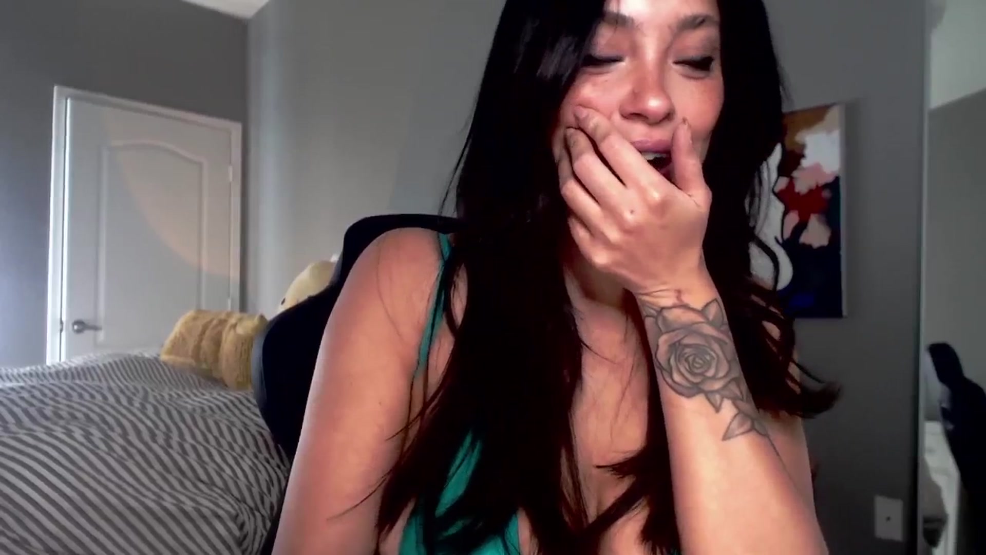 Gallery image thumbnail from justagirl_'s myfreecams stream on, 06/20/2024, 24:49 image 13 of 20