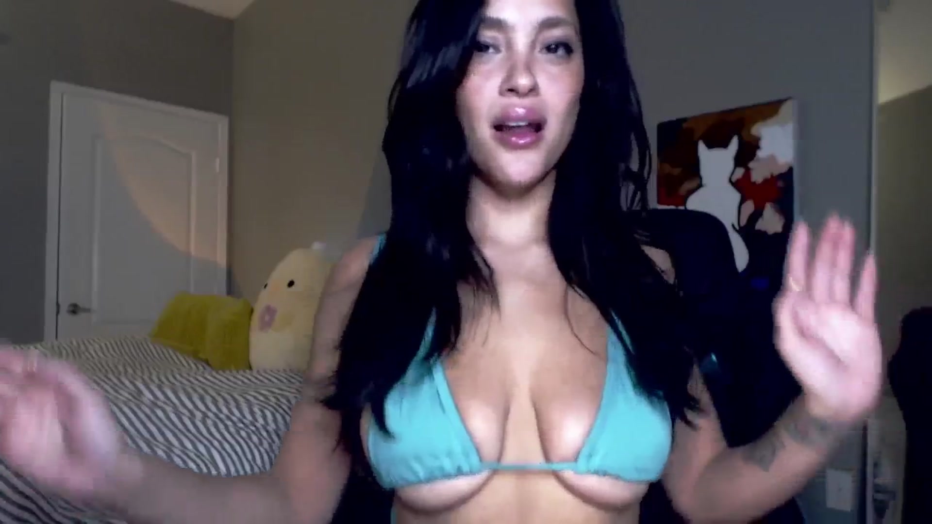 Gallery image thumbnail from justagirl_'s myfreecams stream on, 06/20/2024, 02:43 image 16 of 20