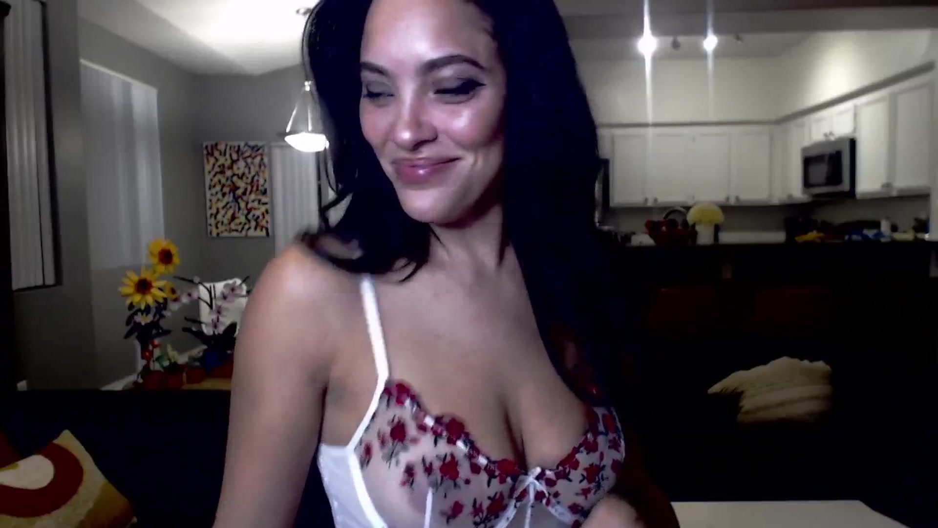 Gallery image thumbnail from justagirl_'s myfreecams stream on, 07/04/2024, 06:40 image 7 of 20