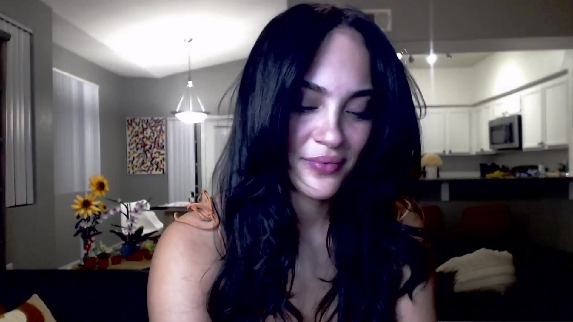 Gallery image thumbnail from justagirl_'s myfreecams stream on, 07/04/2024, 07:36 image 15 of 20