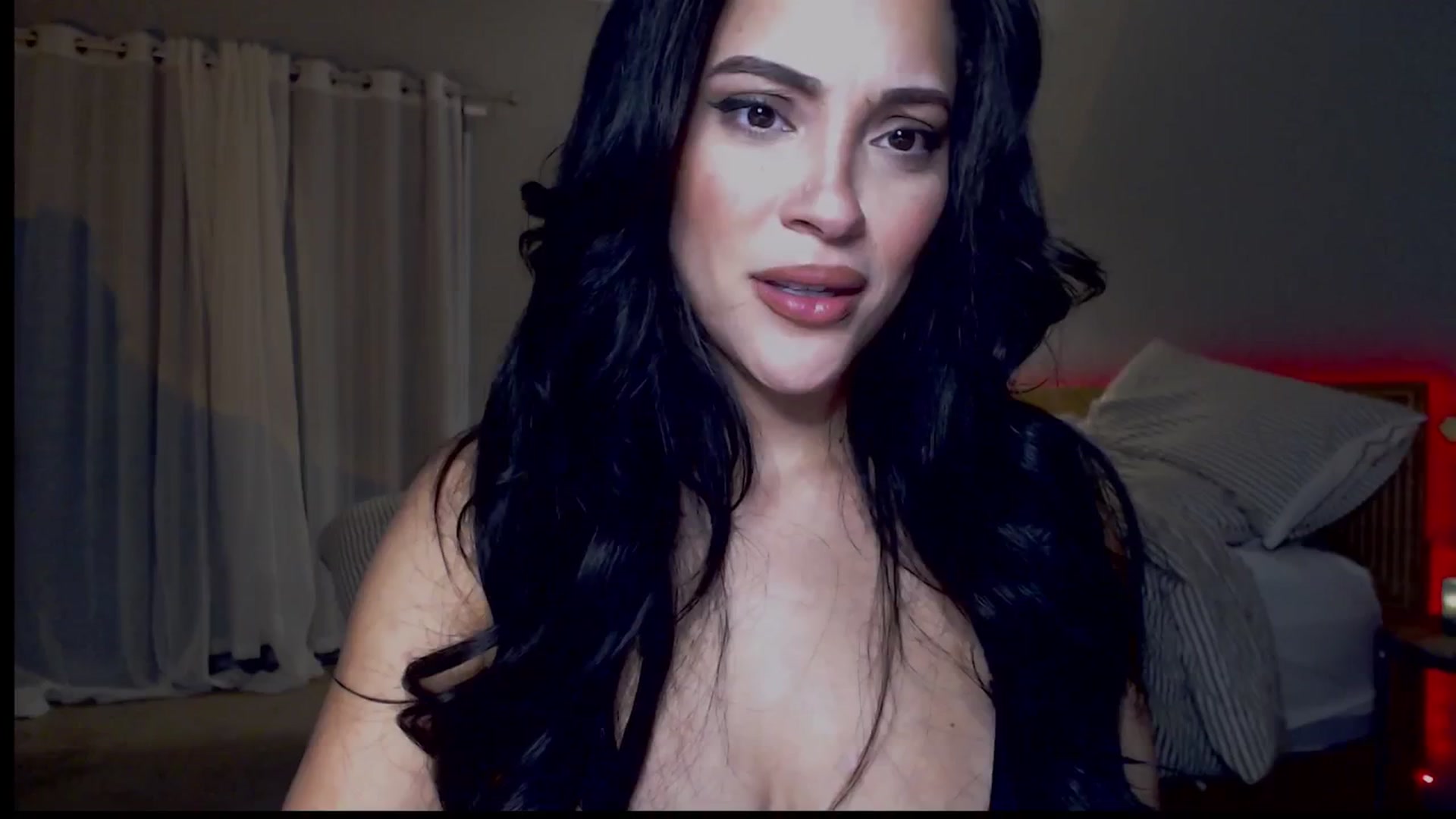 Gallery image thumbnail from justagirl_'s myfreecams stream on, 12/02/2024, 05:57 image 12 of 20