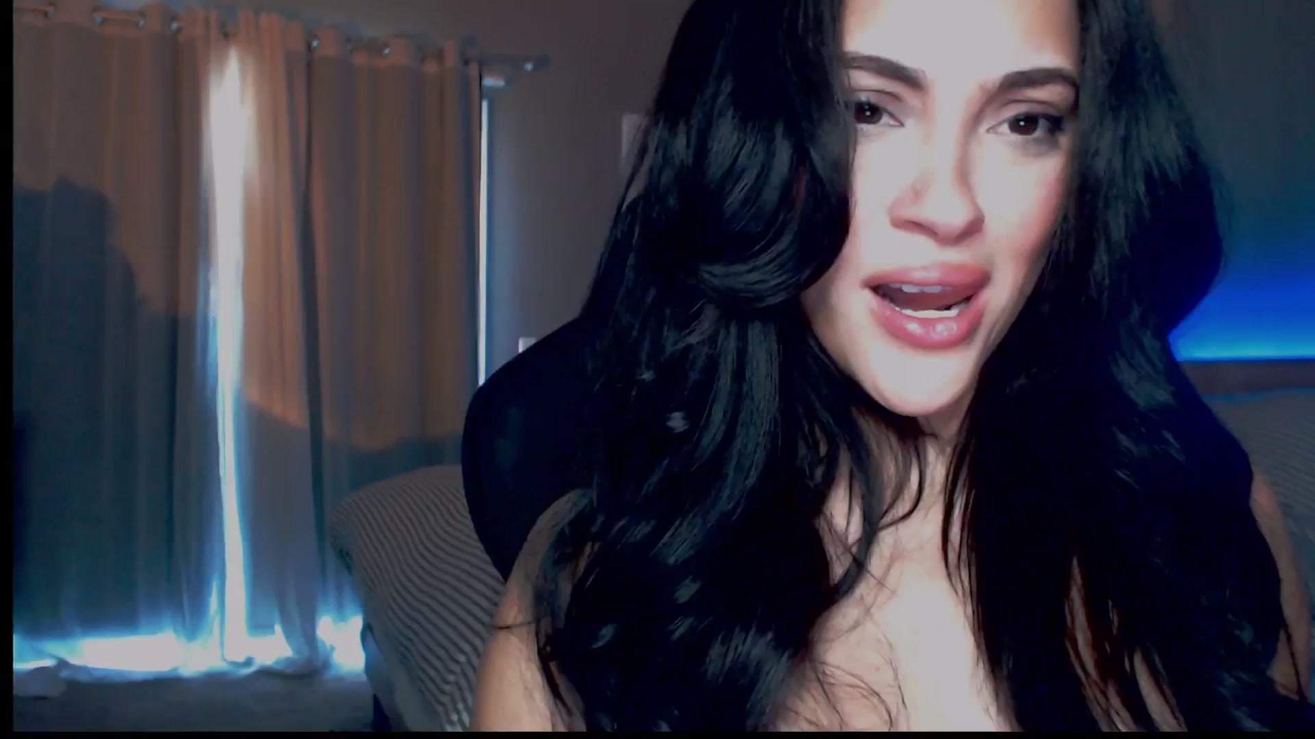 Gallery image thumbnail from justagirl_'s myfreecams stream on, 12/02/2024, 19:14 image 9 of 20