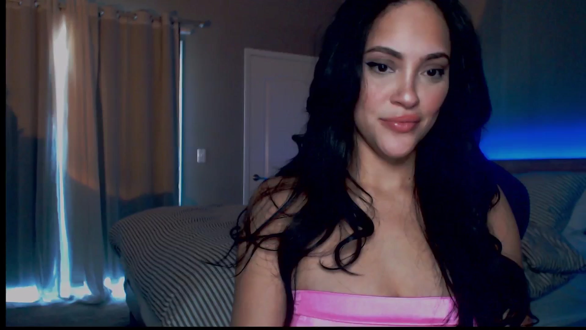 Gallery image thumbnail from justagirl_'s myfreecams stream on, 12/02/2024, 19:14 image 1 of 20