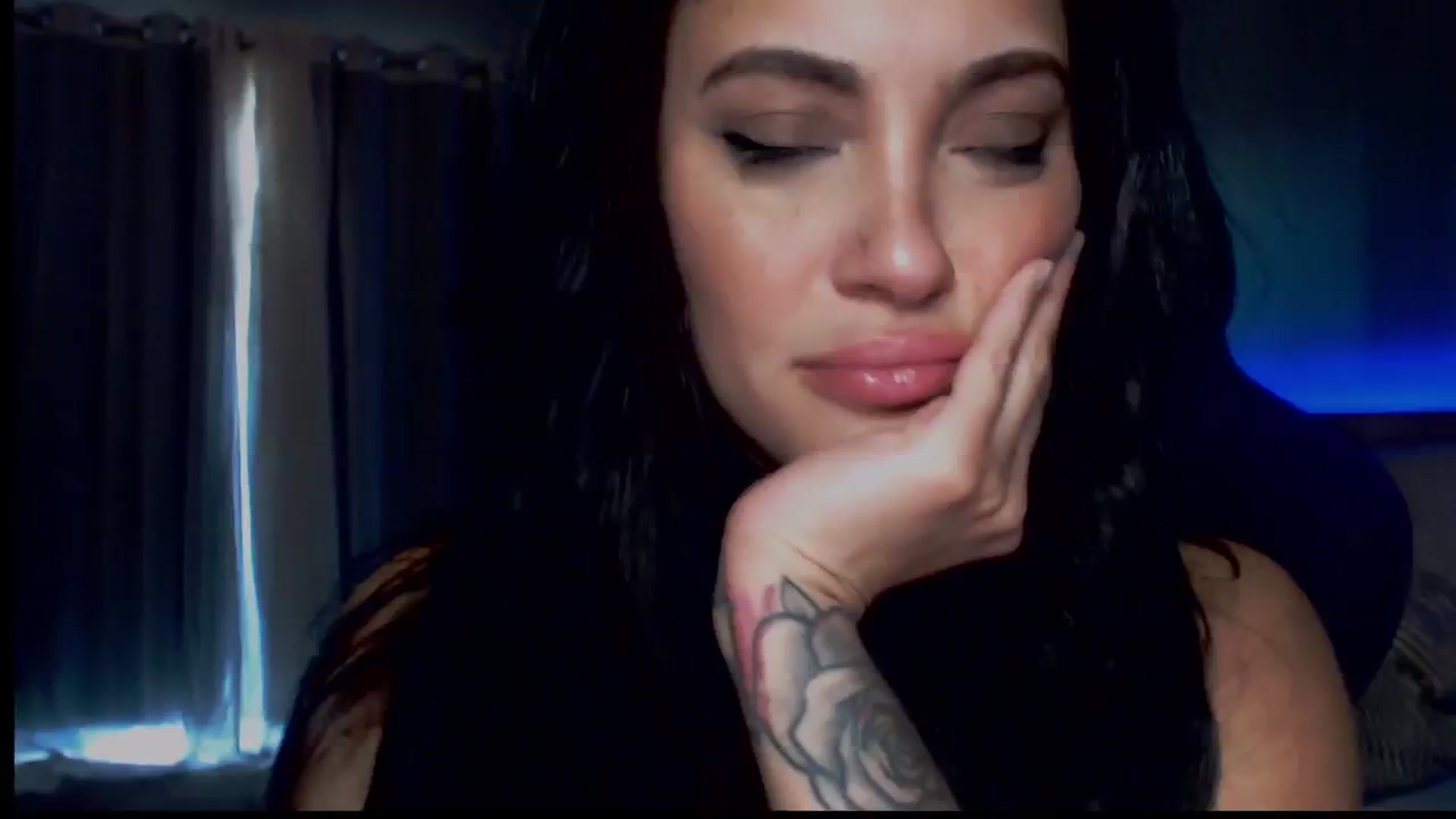Gallery image thumbnail from justagirl_'s myfreecams stream on, 12/02/2024, 20:07 image 19 of 20