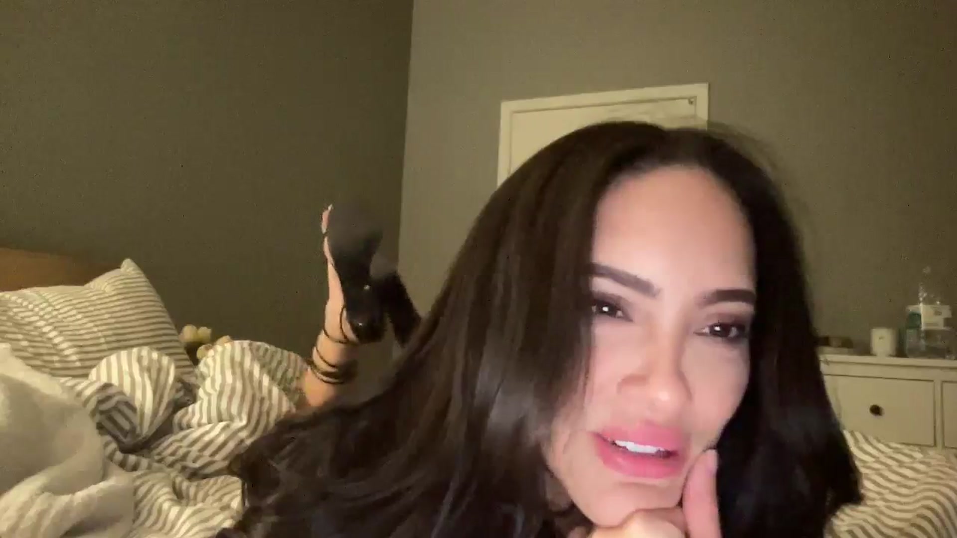 Gallery image thumbnail from justagirl_'s myfreecams stream on, 01/07/2025, 11:02 image 6 of 20