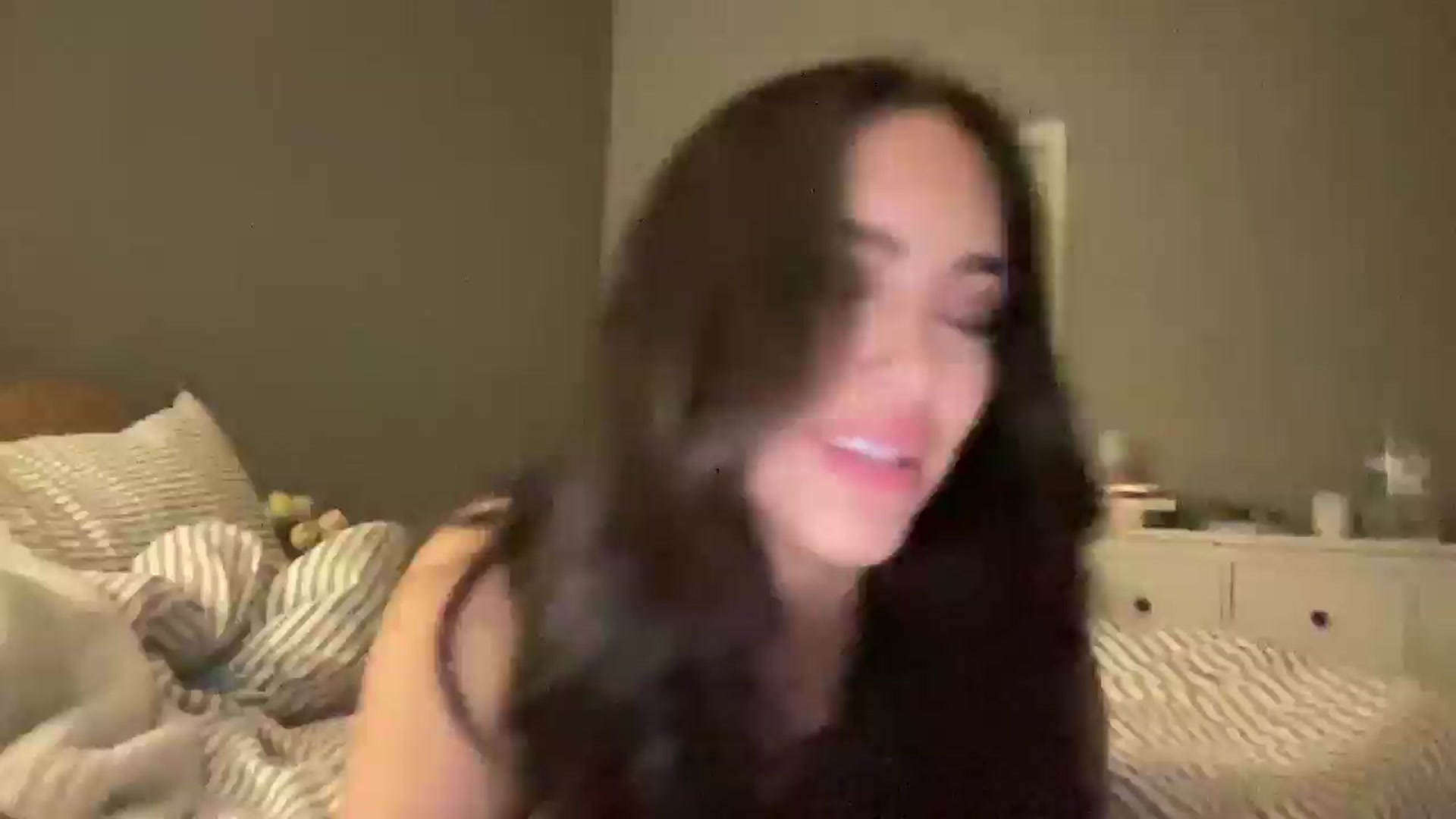 Gallery image thumbnail from justagirl_'s myfreecams stream on, 01/07/2025, 11:02 image 7 of 20