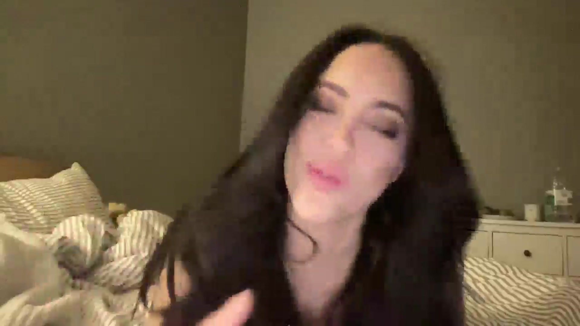 Gallery image thumbnail from justagirl_'s myfreecams stream on, 01/07/2025, 11:02 image 9 of 20