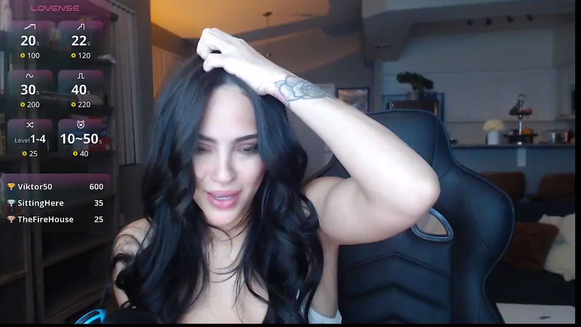 Gallery image thumbnail from justagirl_'s myfreecams stream on, 01/11/2025, 06:30 image 4 of 20