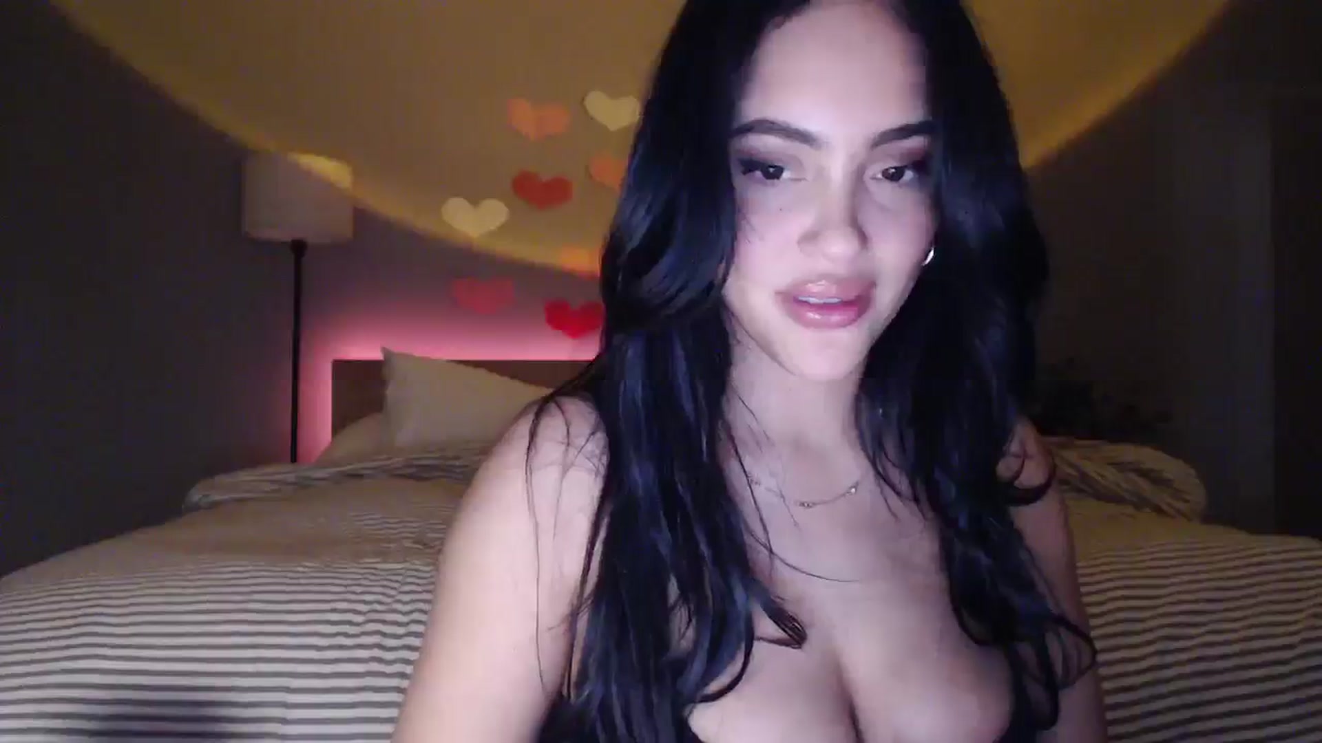 Gallery image thumbnail from justagirl_'s myfreecams stream on, 02/06/2025, 05:04 image 11 of 20