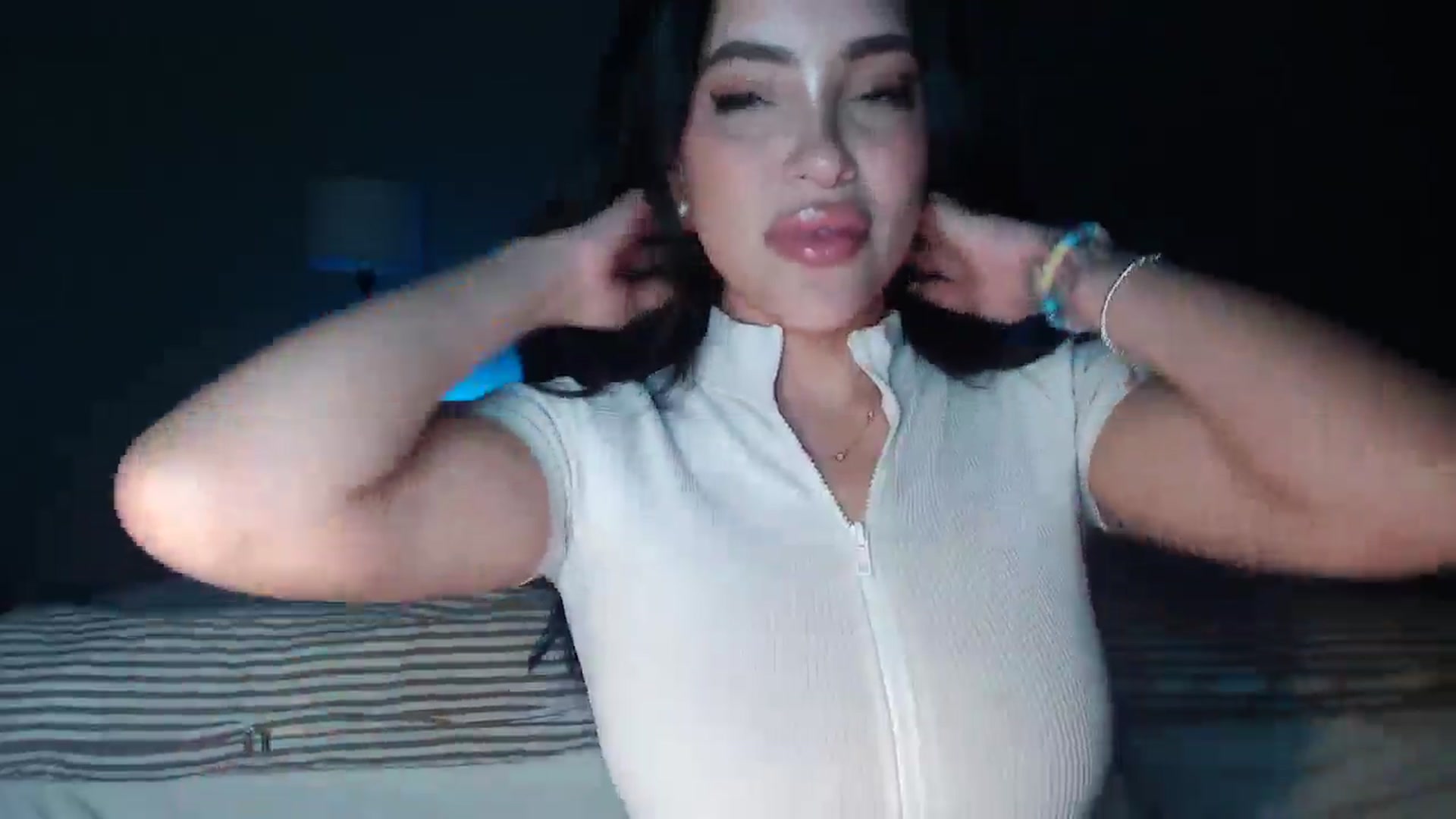 Gallery image thumbnail from justagirl_'s myfreecams stream on, 02/11/2025, 04:31 image 7 of 20