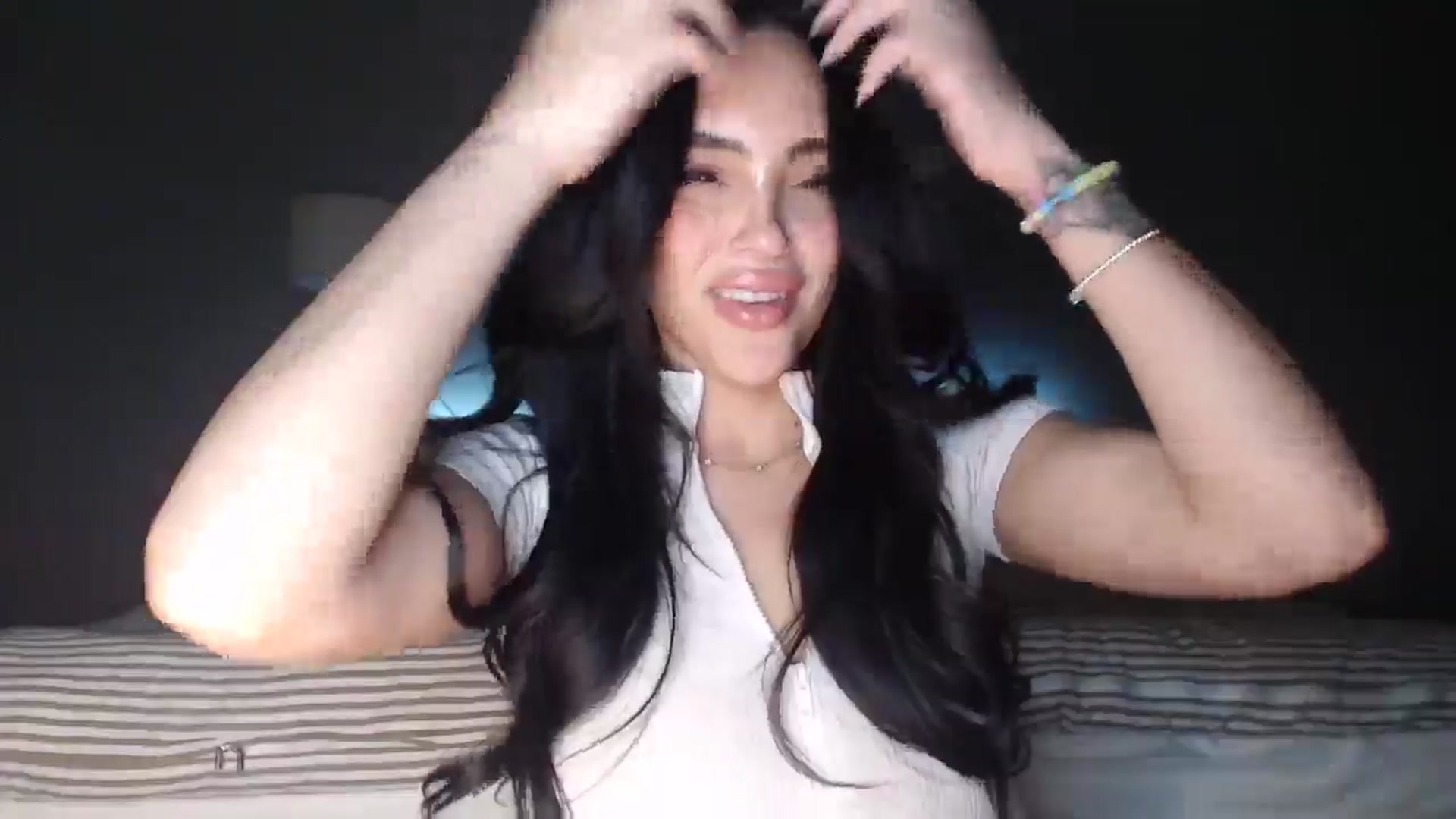 Gallery image thumbnail from justagirl_'s myfreecams stream on, 02/11/2025, 05:19 image 11 of 20