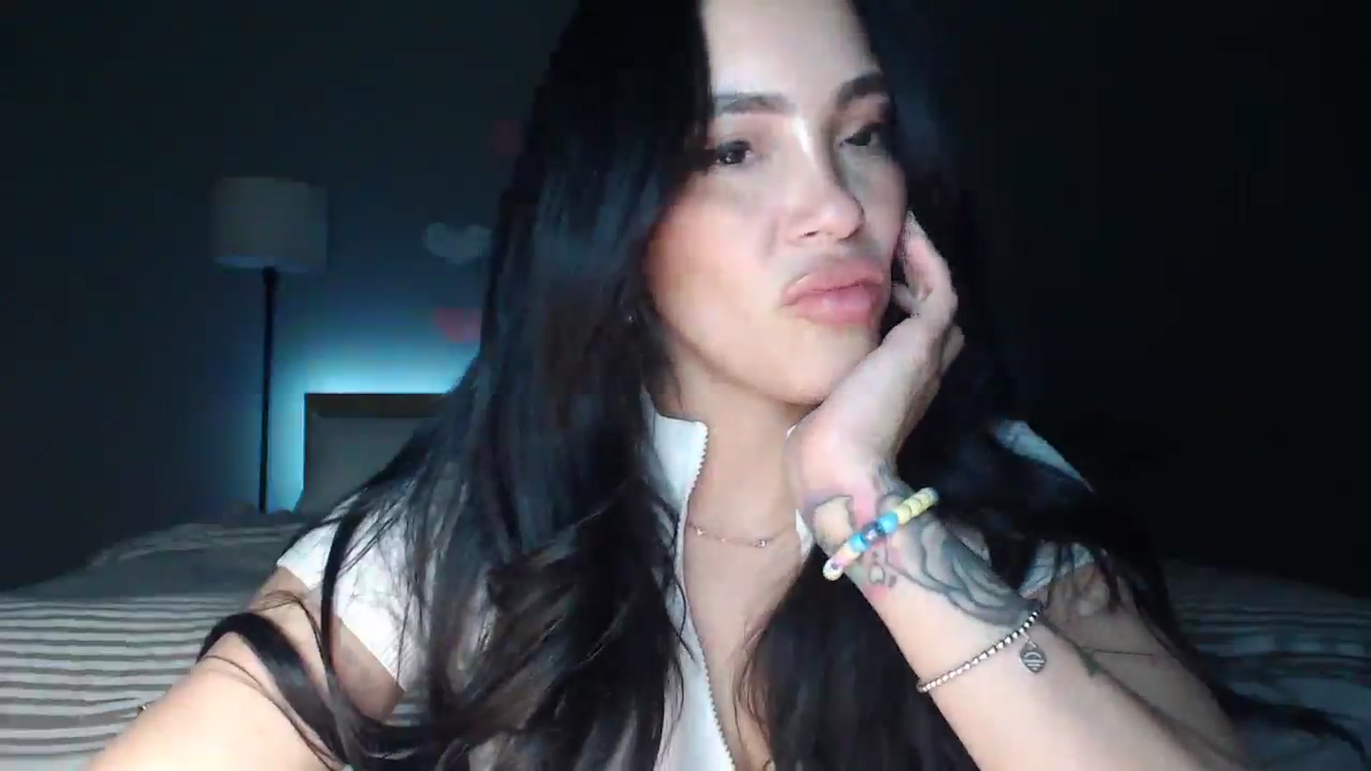 Gallery image thumbnail from justagirl_'s myfreecams stream on, 02/11/2025, 05:19 image 14 of 20