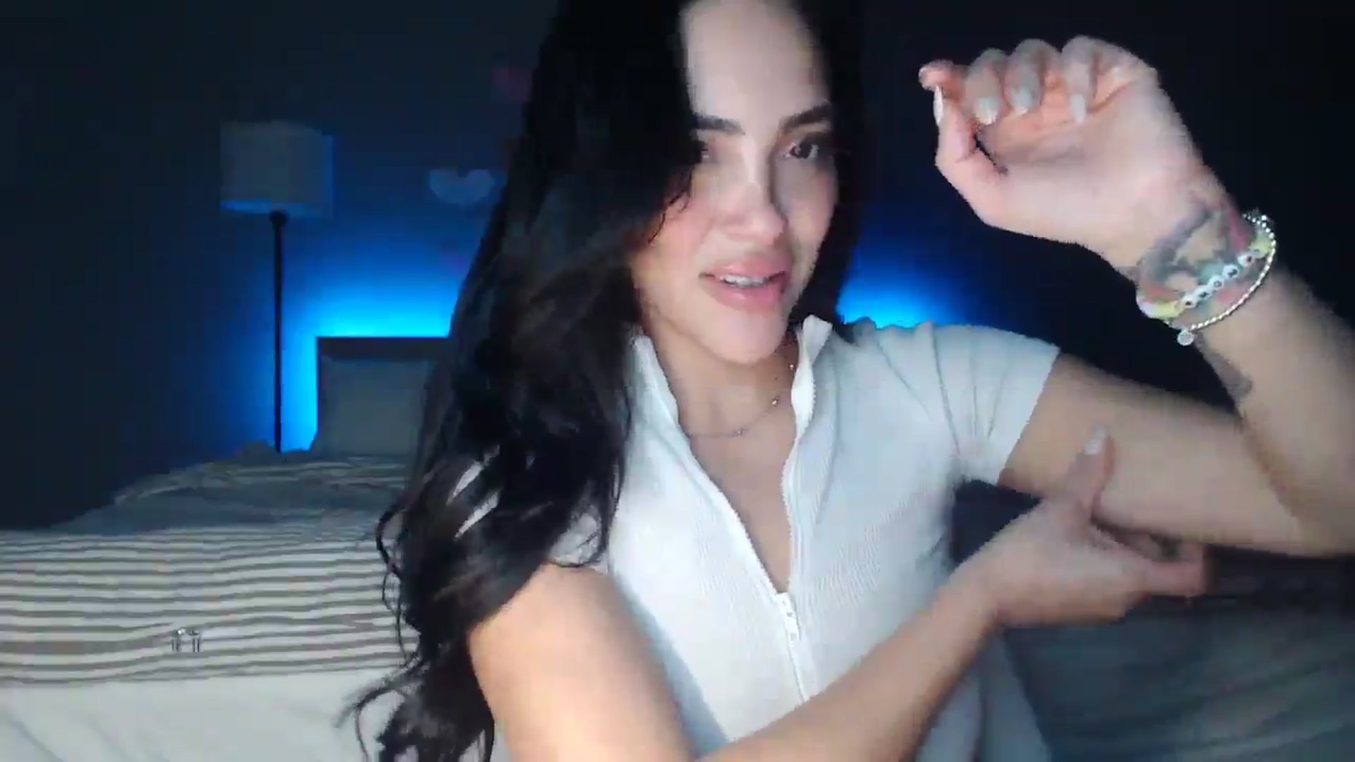 Gallery image thumbnail from justagirl_'s myfreecams stream on, 02/11/2025, 07:13 image 17 of 20