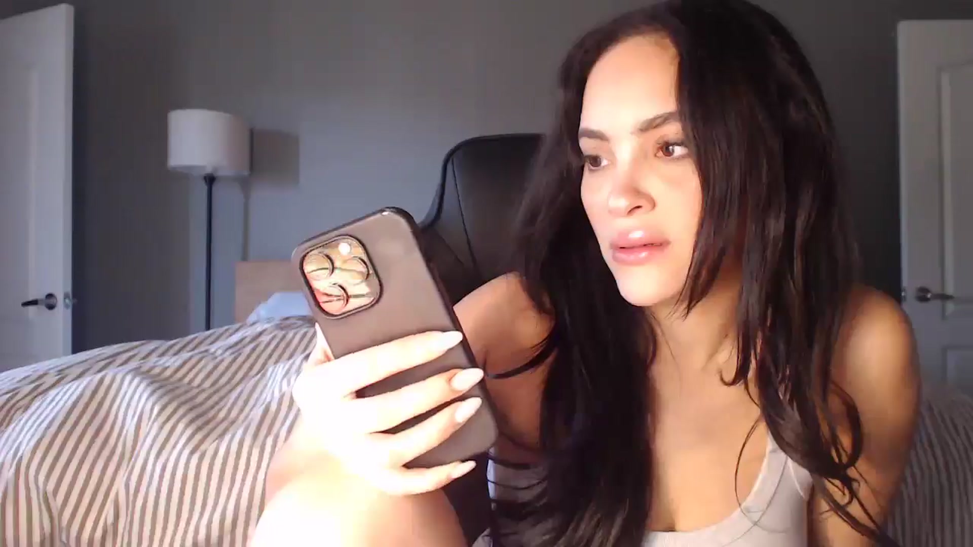 Gallery image thumbnail from justagirl_'s myfreecams stream on, 02/23/2025, 20:11 image 4 of 20