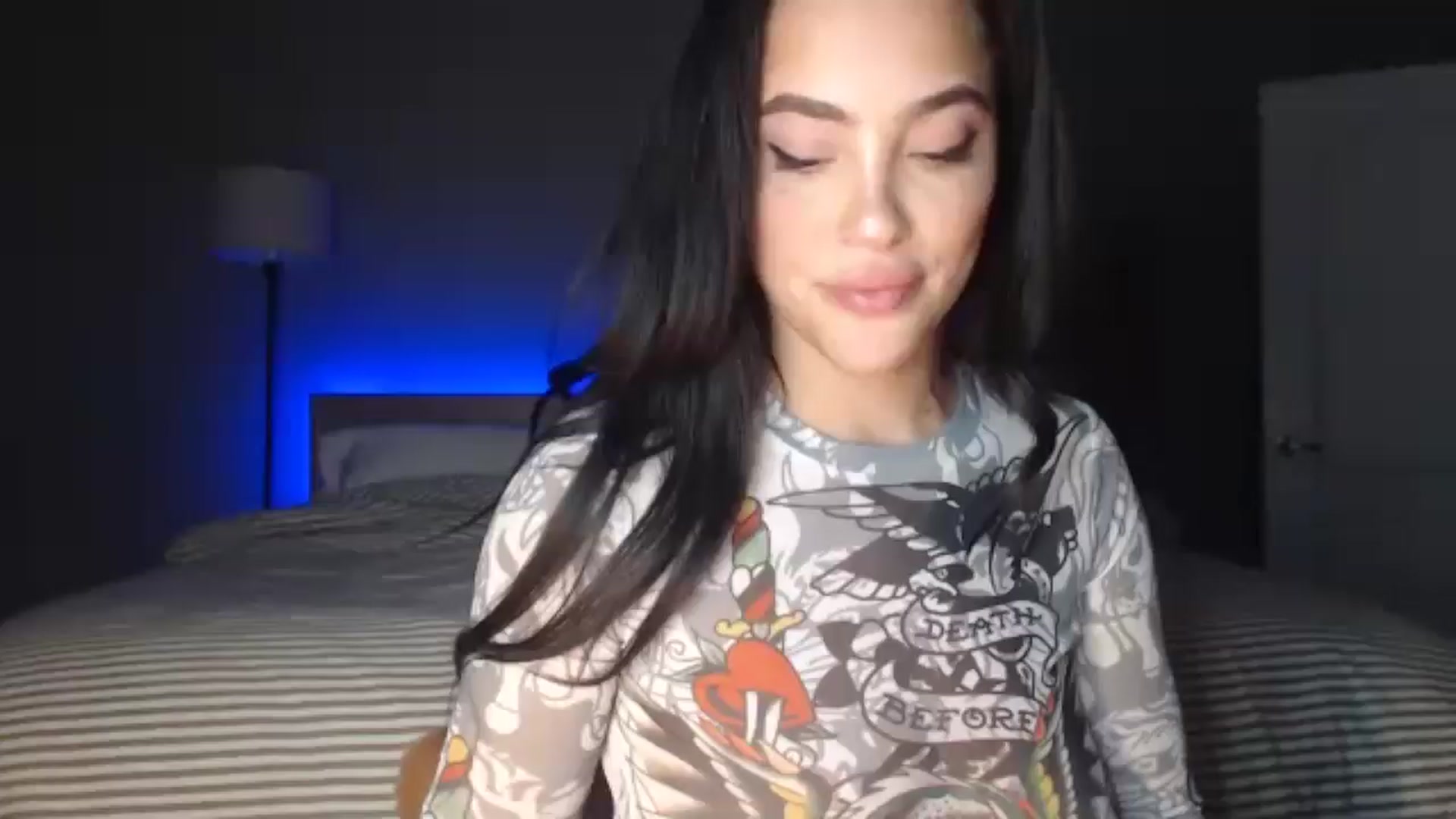 Gallery image thumbnail from justagirl_'s myfreecams stream on, 03/06/2025, 06:03 image 1 of 20