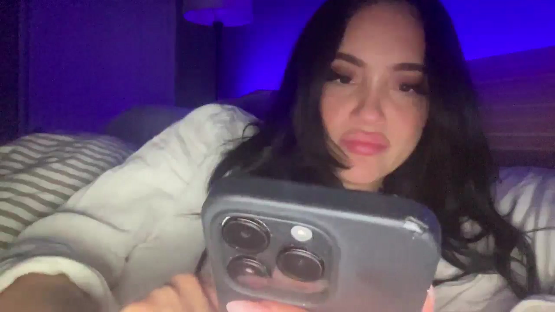 Gallery image thumbnail from justagirl_'s myfreecams stream on, 03/08/2025, 07:21 image 3 of 20