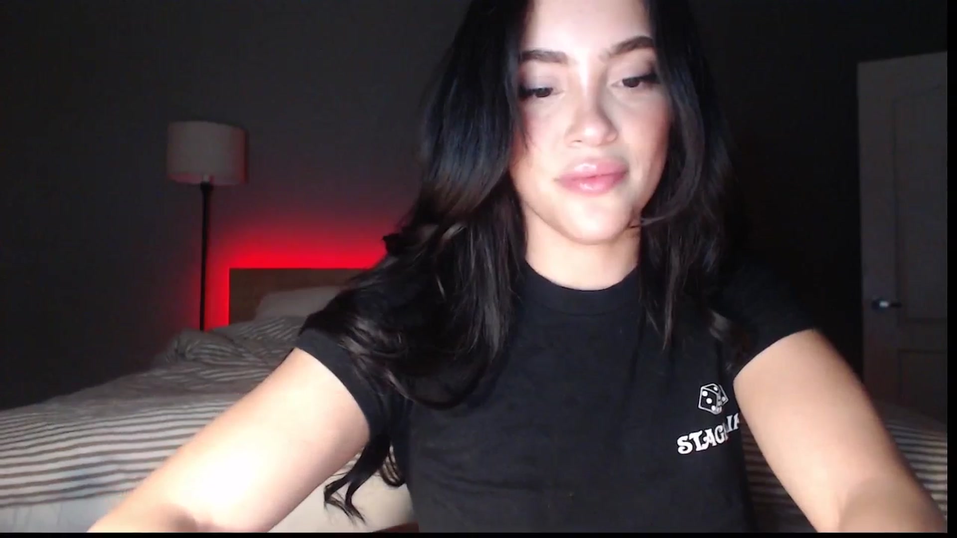 Gallery image thumbnail from justagirl_'s myfreecams stream on, 03/12/2025, 04:50 image 7 of 20