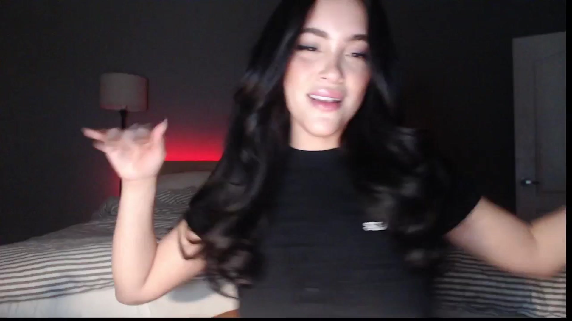 Gallery image thumbnail from justagirl_'s myfreecams stream on, 03/12/2025, 04:50 image 11 of 20