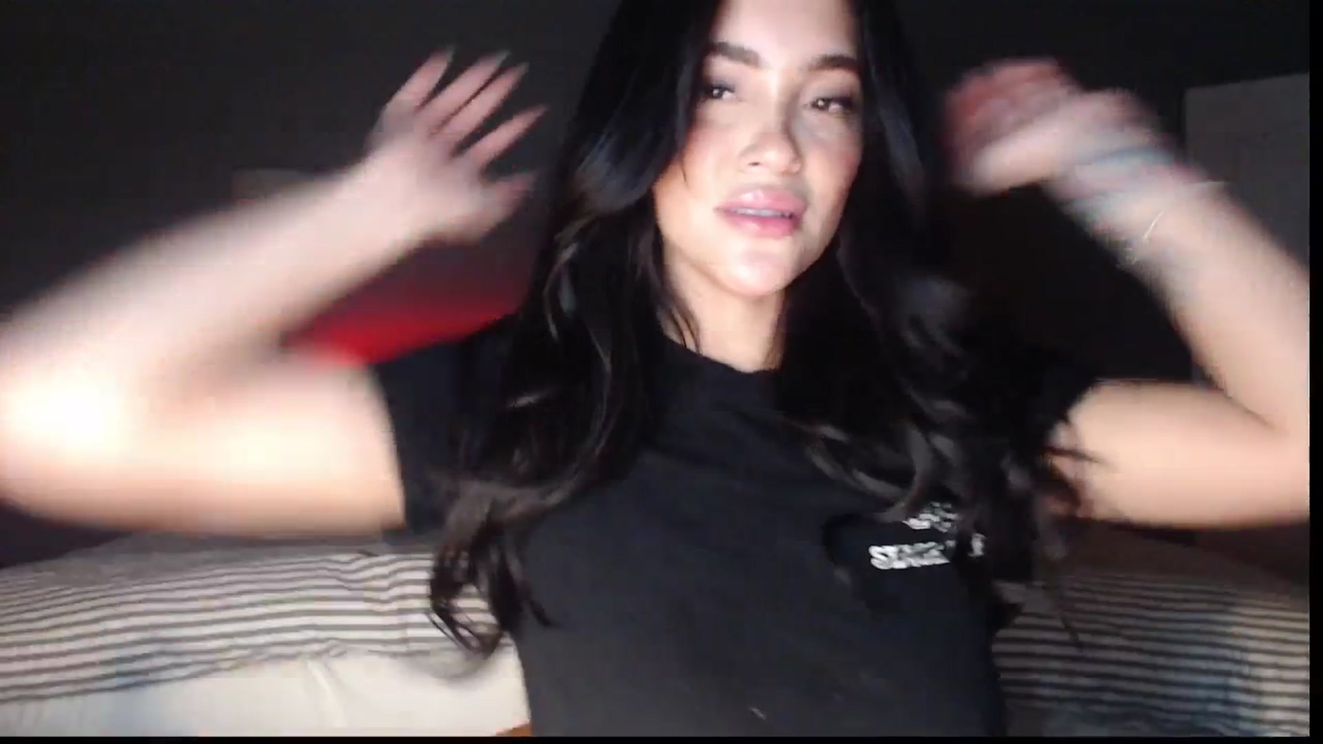 Gallery image thumbnail from justagirl_'s myfreecams stream on, 03/12/2025, 04:50 image 10 of 20