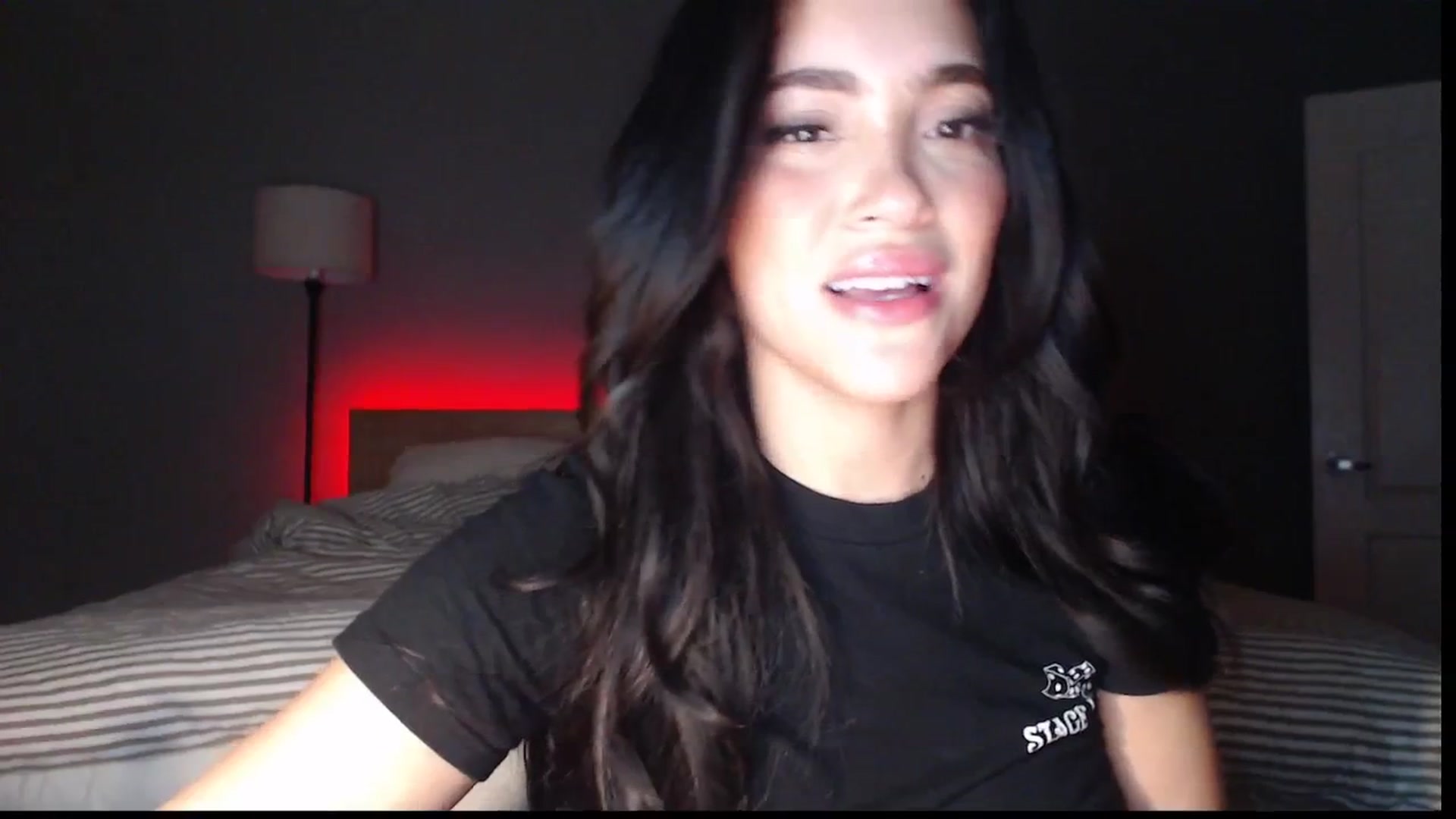 Gallery image thumbnail from justagirl_'s myfreecams stream on, 03/12/2025, 04:50 image 8 of 20