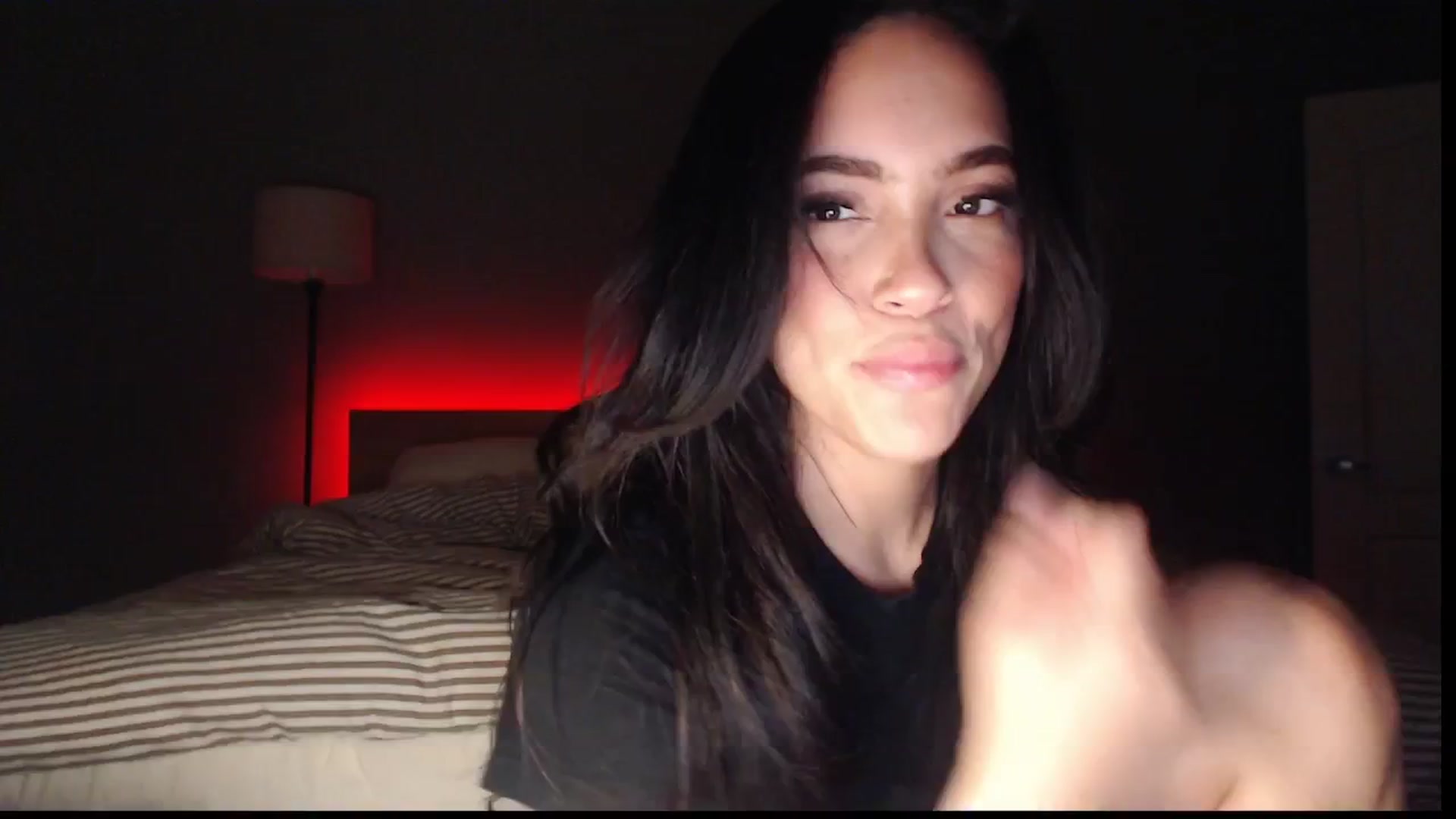 Gallery image thumbnail from justagirl_'s myfreecams stream on, 03/12/2025, 05:08 image 1 of 20
