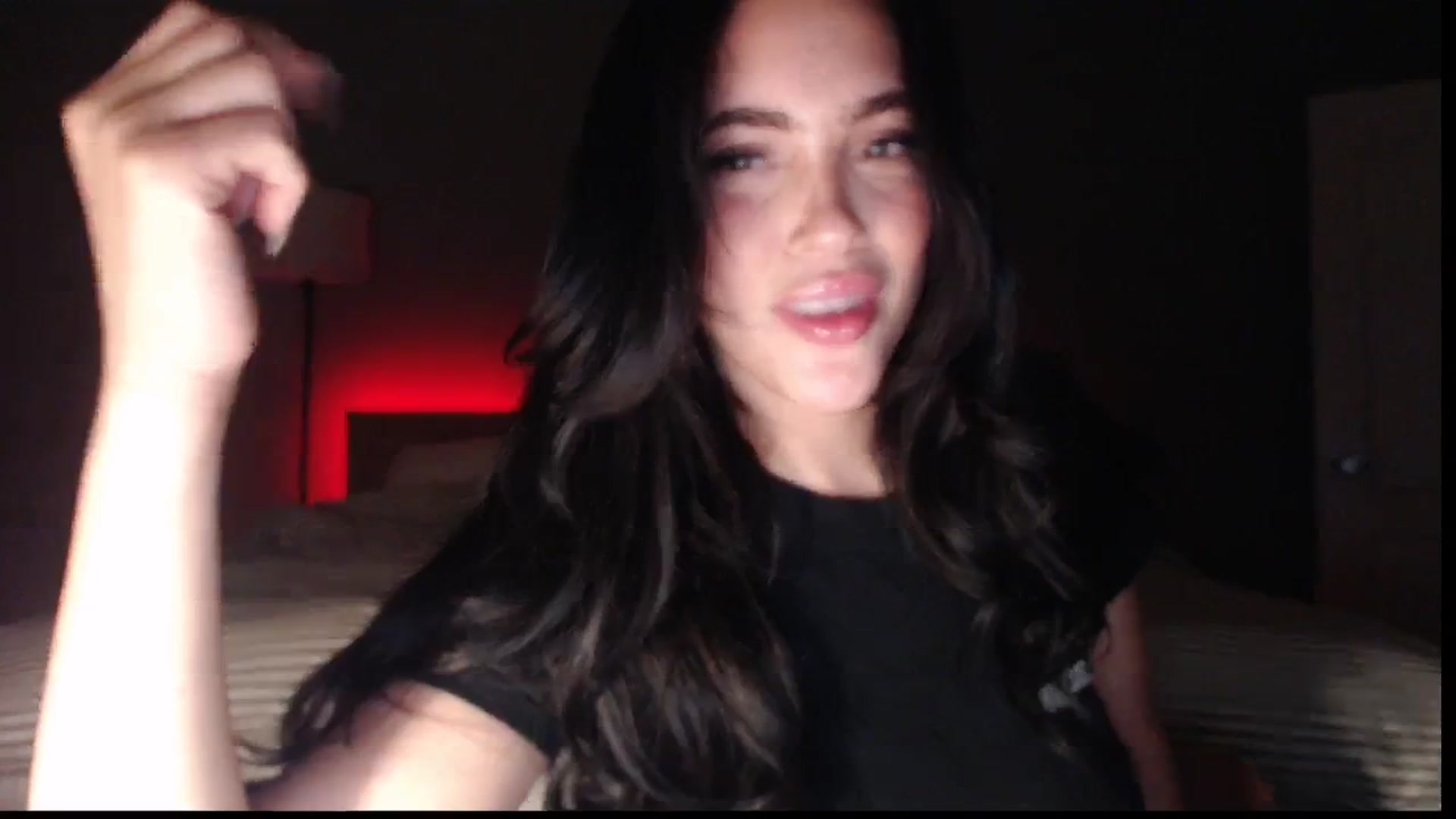 Gallery image thumbnail from justagirl_'s myfreecams stream on, 03/12/2025, 05:08 image 6 of 20
